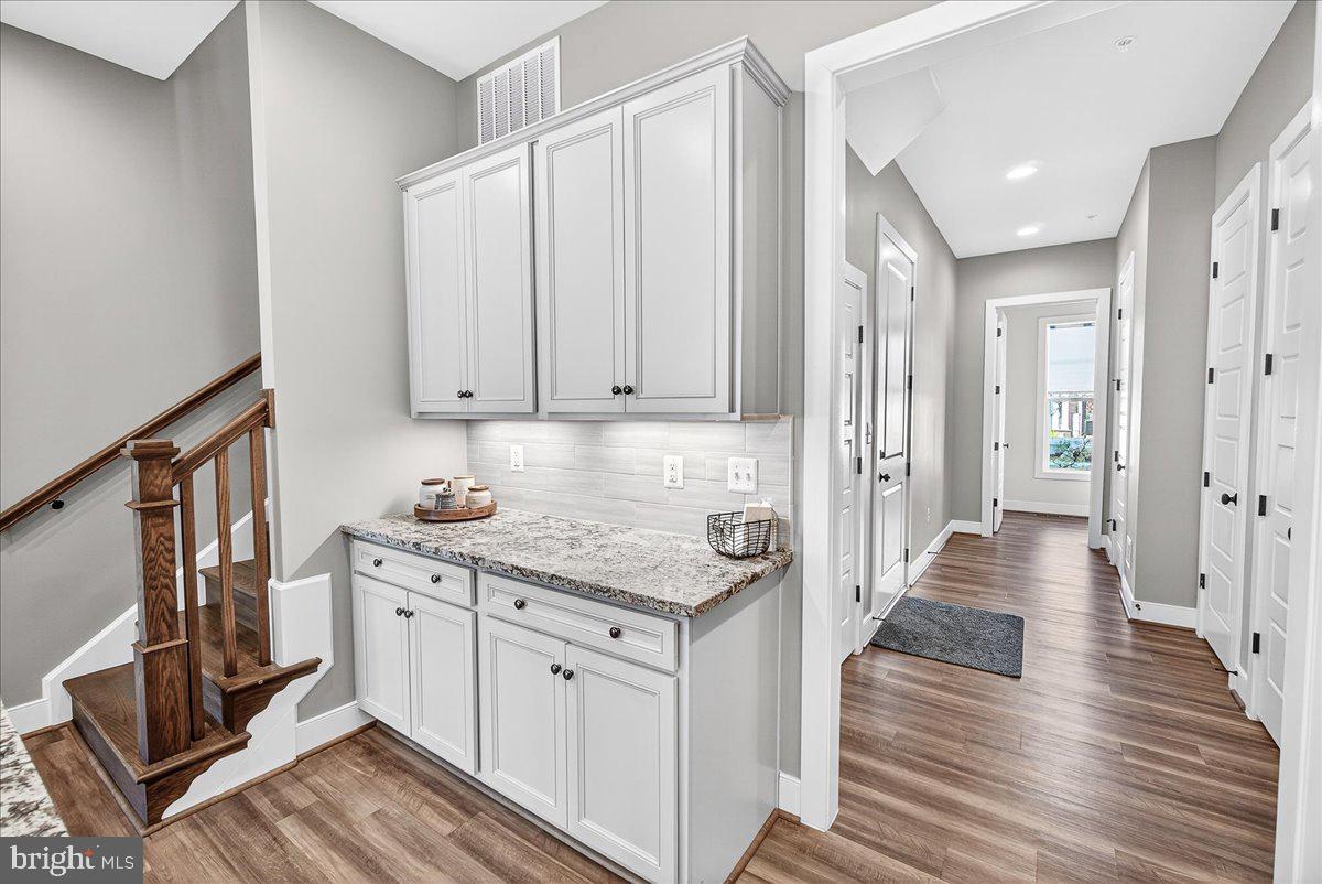 TWO RIVERS - Residential