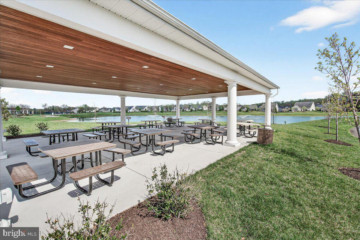 TWO RIVERS - Residential