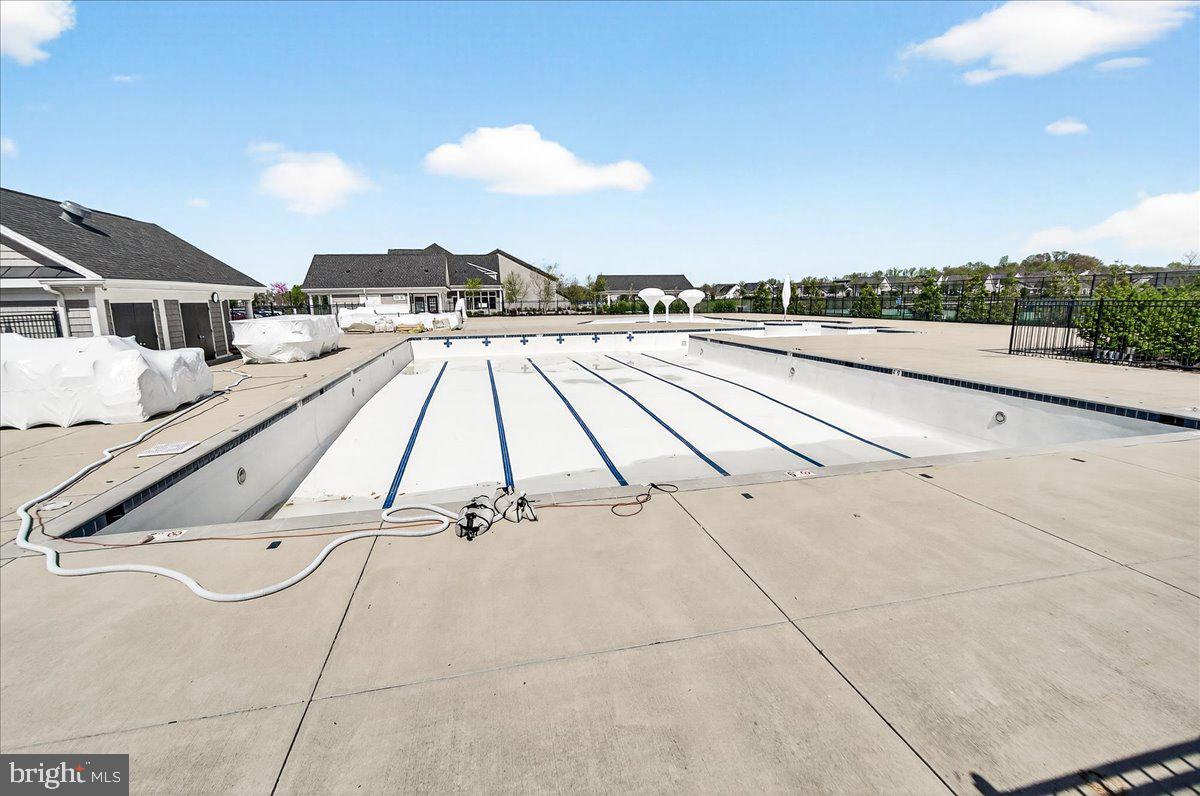 TWO RIVERS - Residential
