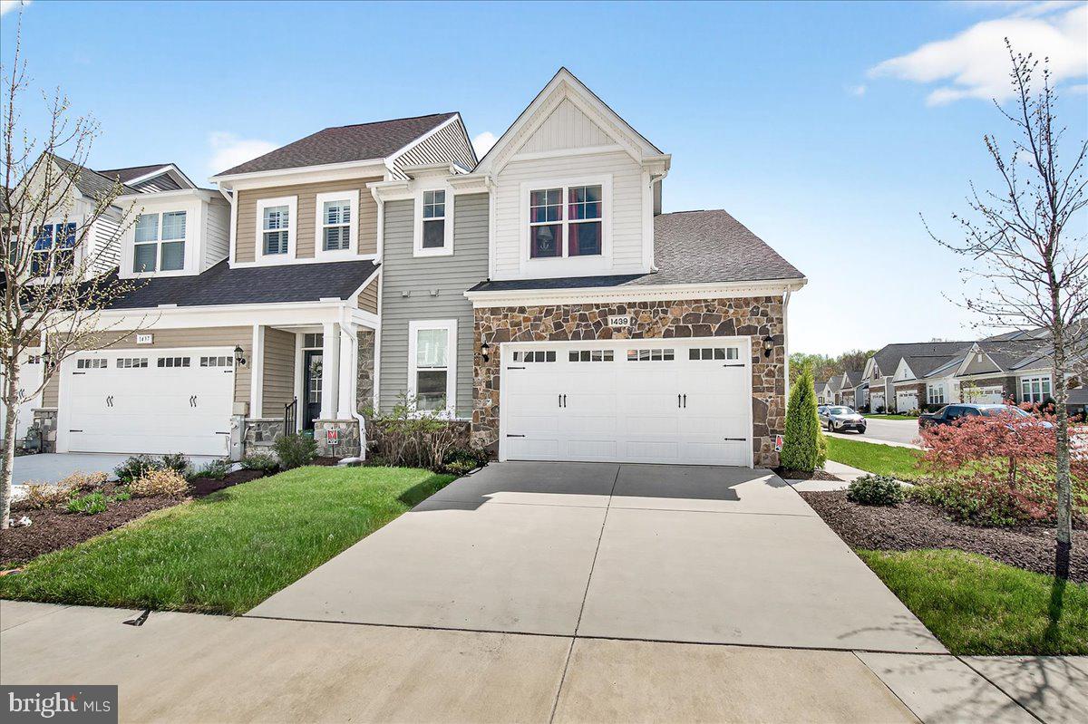 1439 BED STONE LANE
