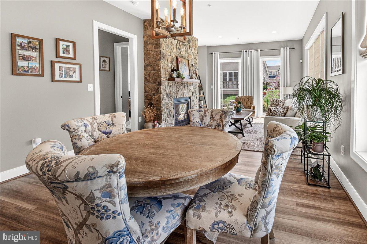 TWO RIVERS - Residential