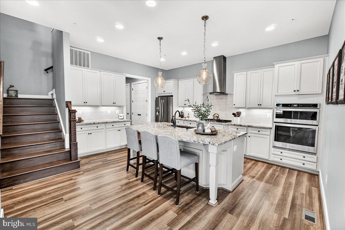 TWO RIVERS - Residential