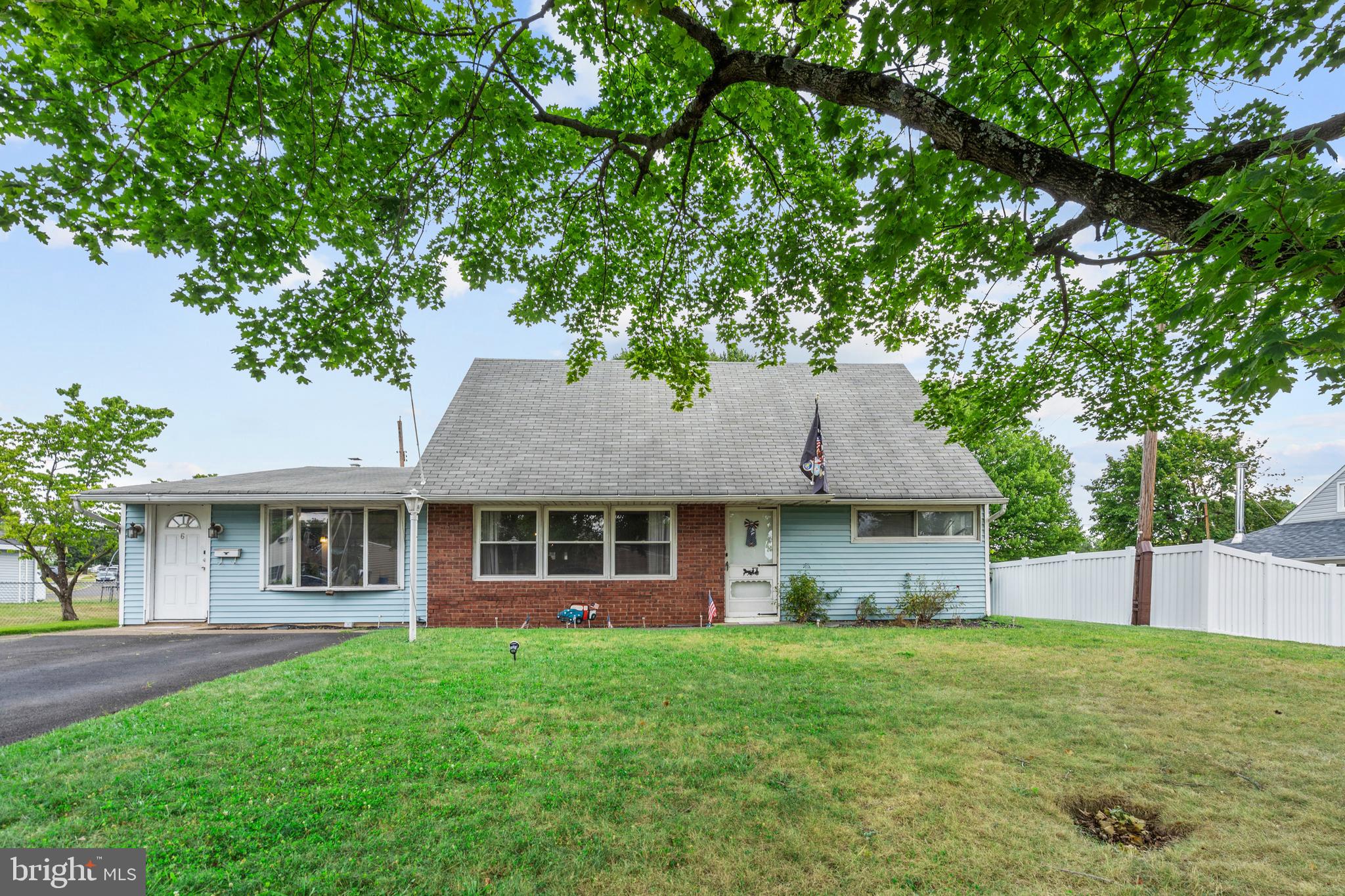 6 COBALT RIDGE DRIVE E E
