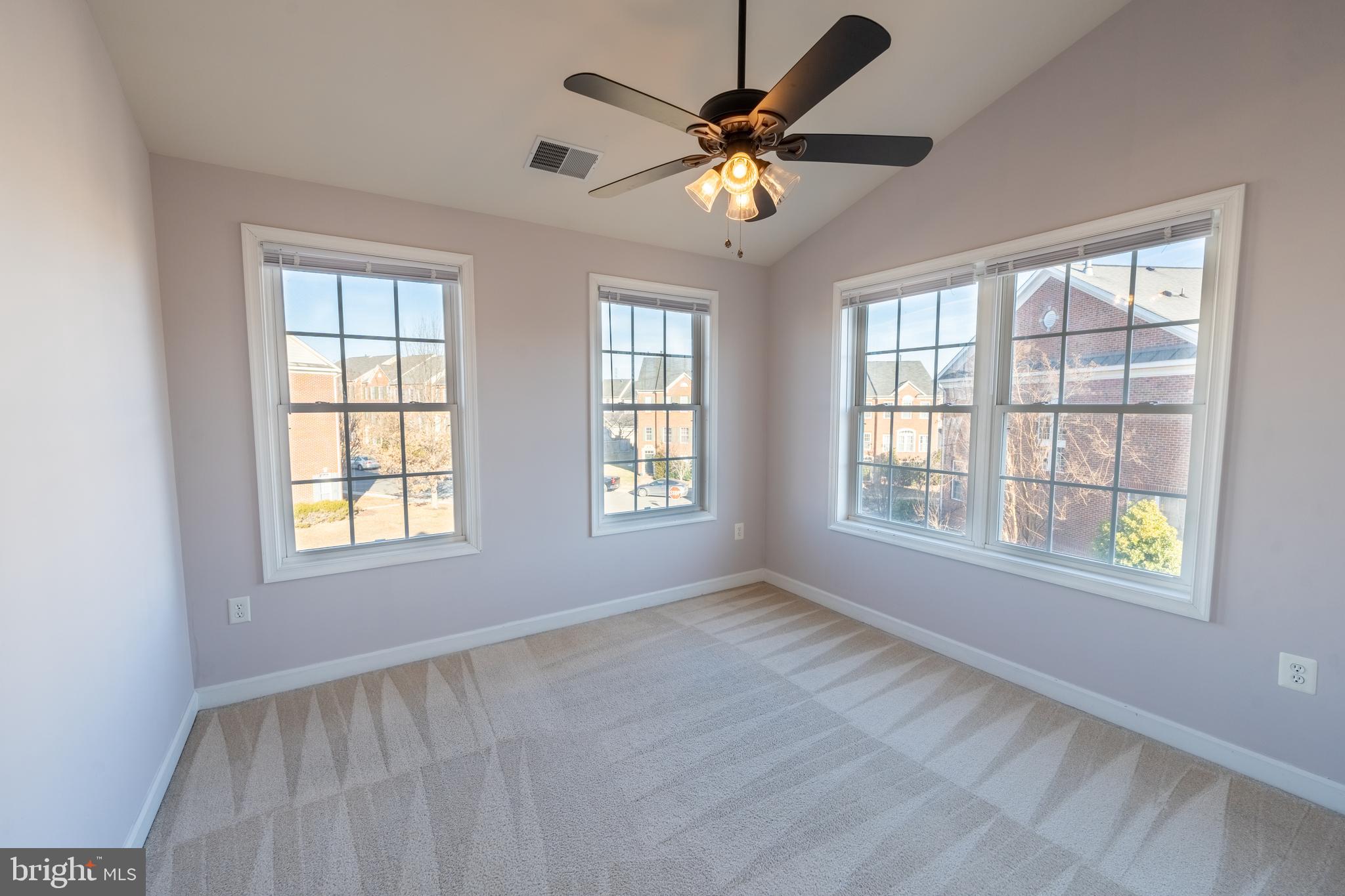 PORT POTOMAC - Residential Lease