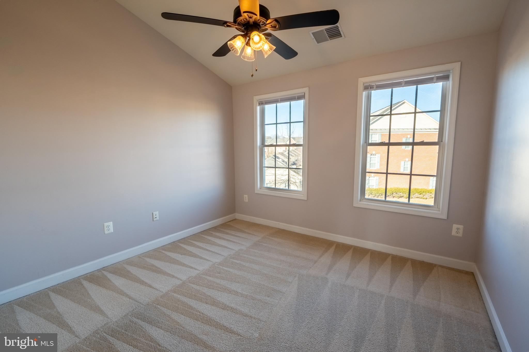 PORT POTOMAC - Residential Lease