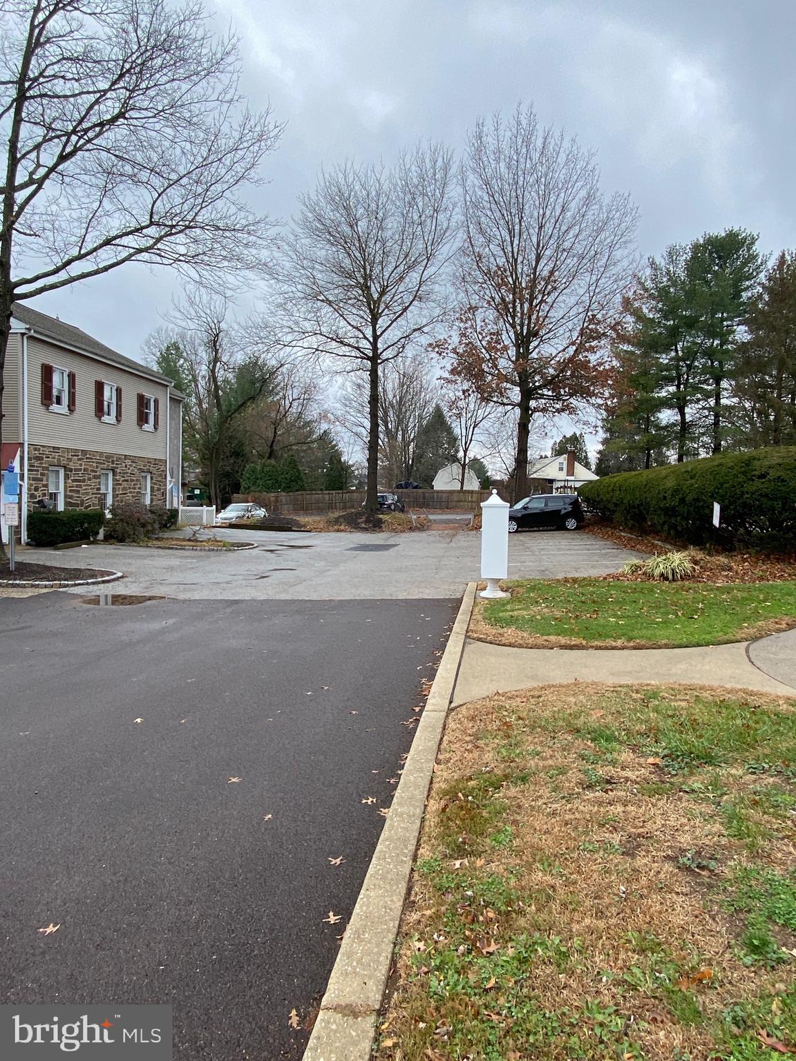 NONE AVAILABLE - Commercial Lease