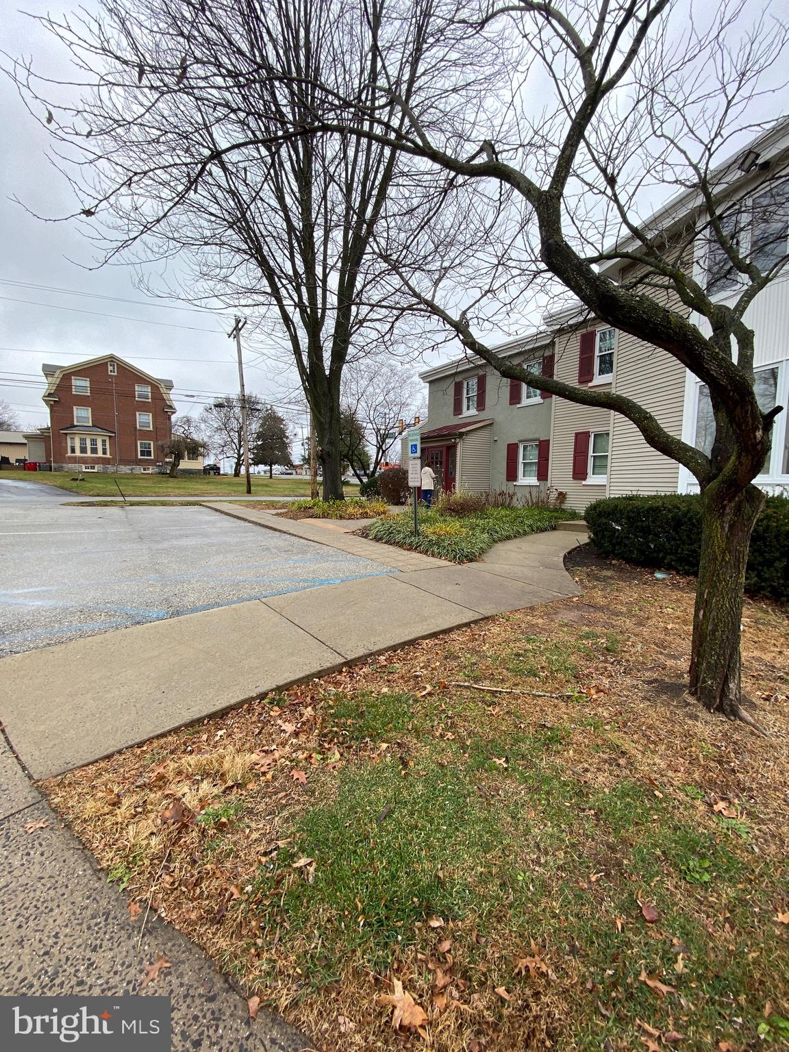 NONE AVAILABLE - Commercial Lease