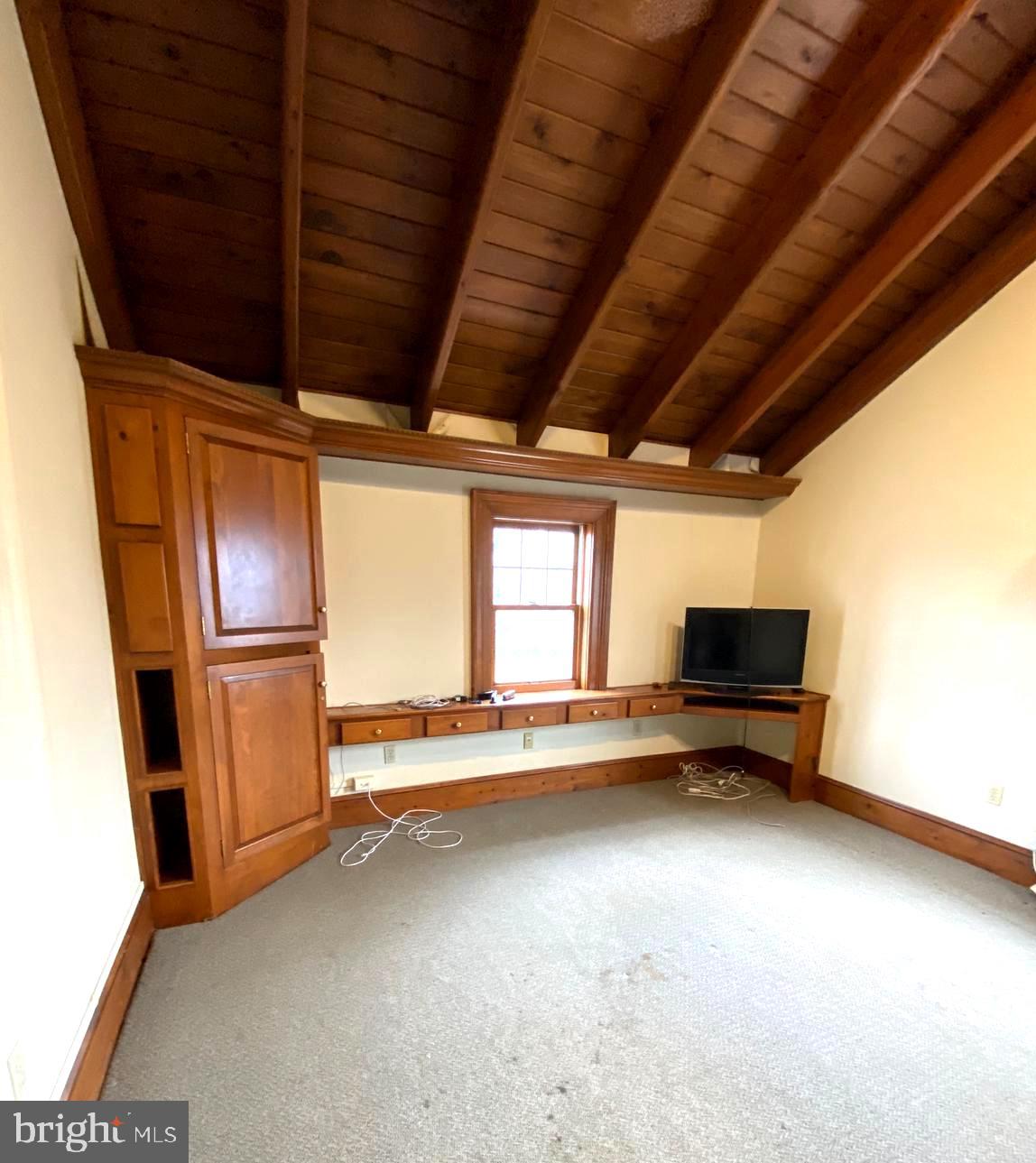 NONE AVAILABLE - Commercial Lease