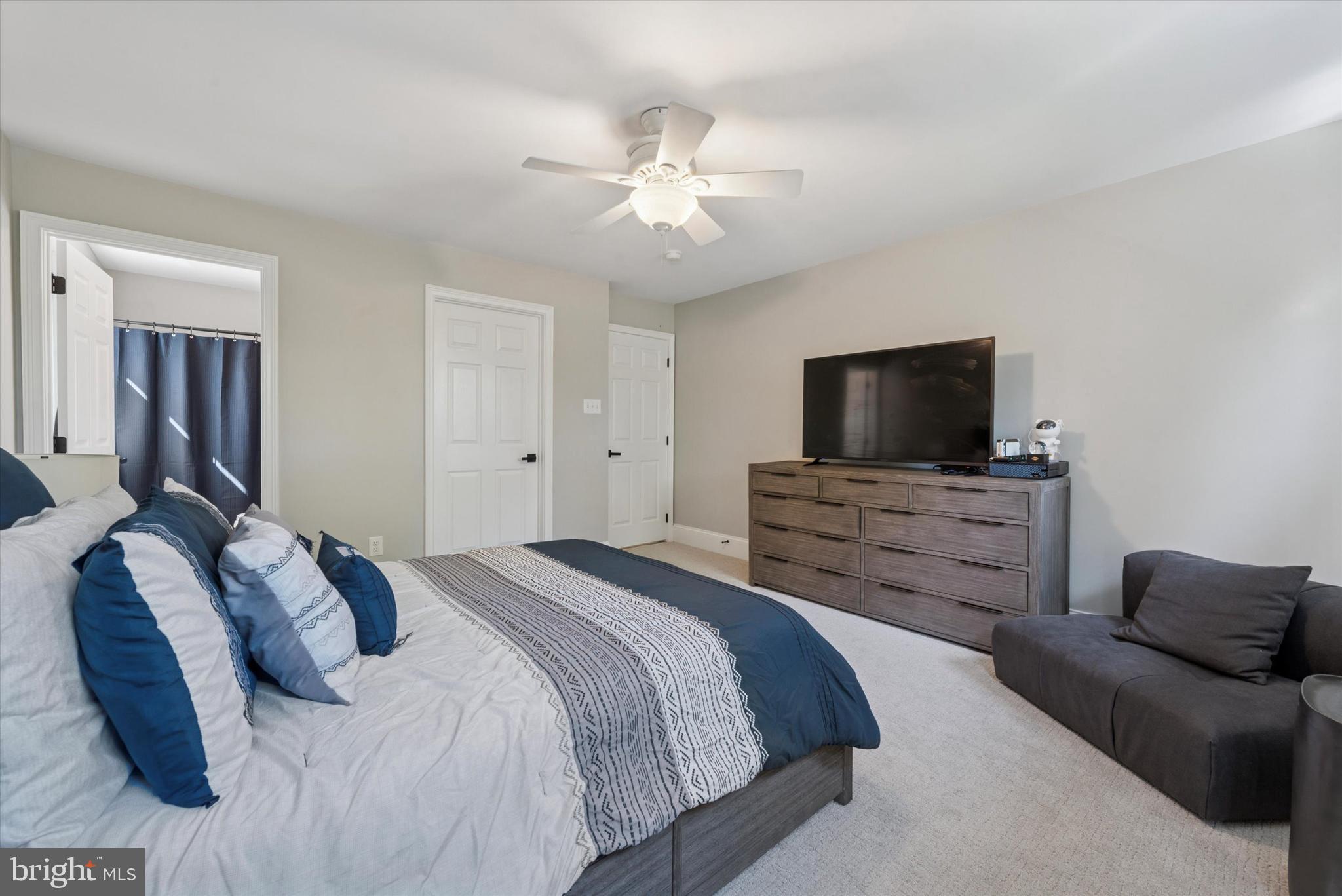 WESTTOWN CHASE - Residential