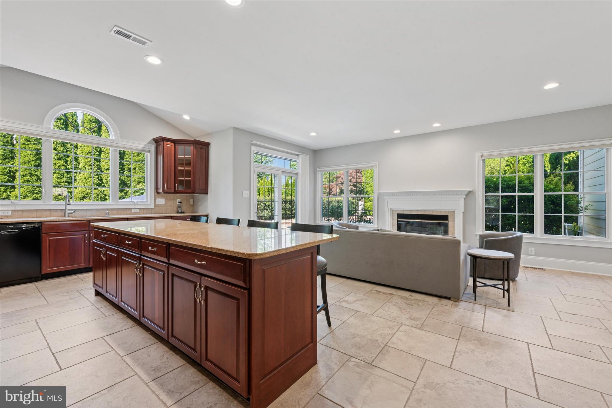 WESTTOWN CHASE - Residential