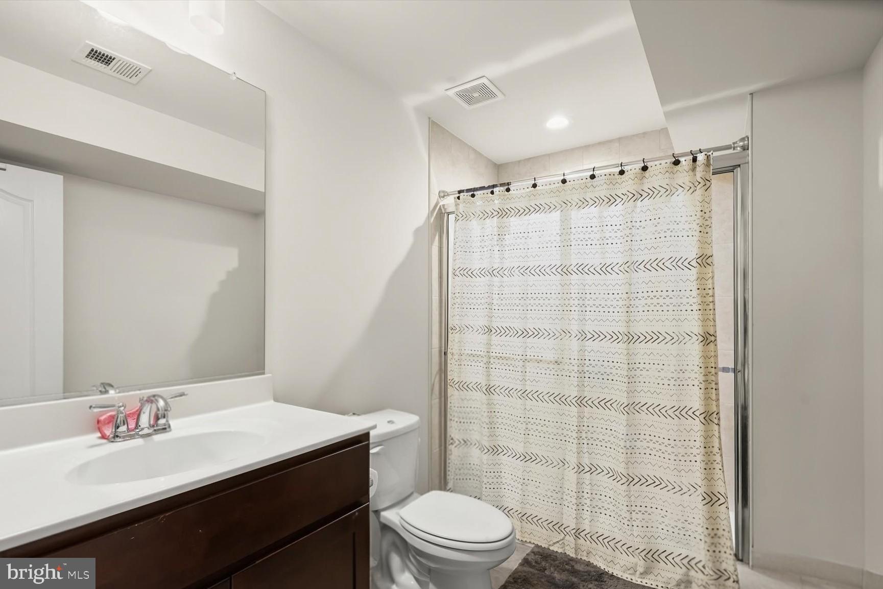 ST JAMES-PLAT 1> - Residential