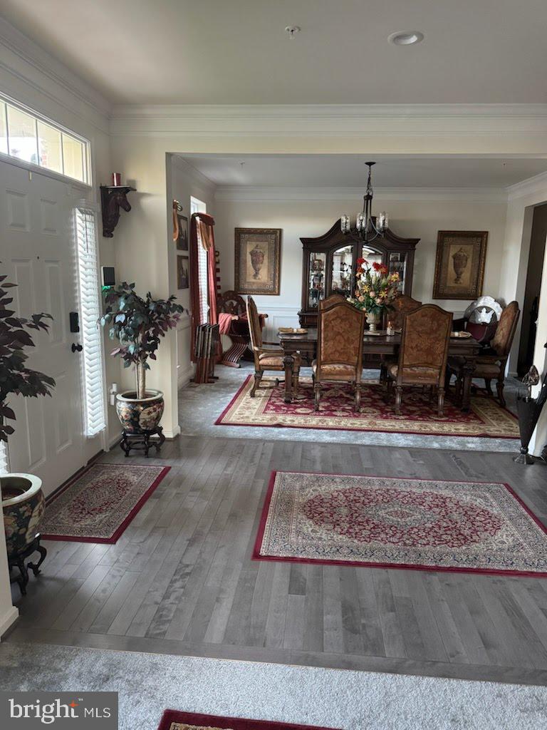 2102 SAINT JAMES ROAD