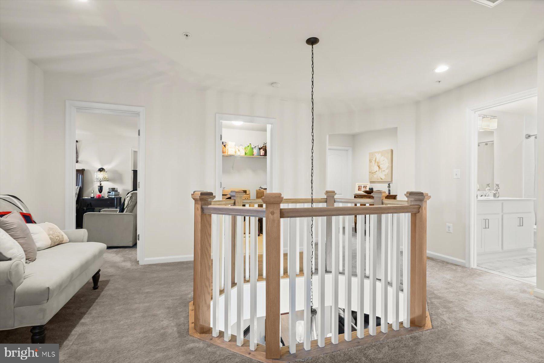 ST JAMES-PLAT 1> - Residential