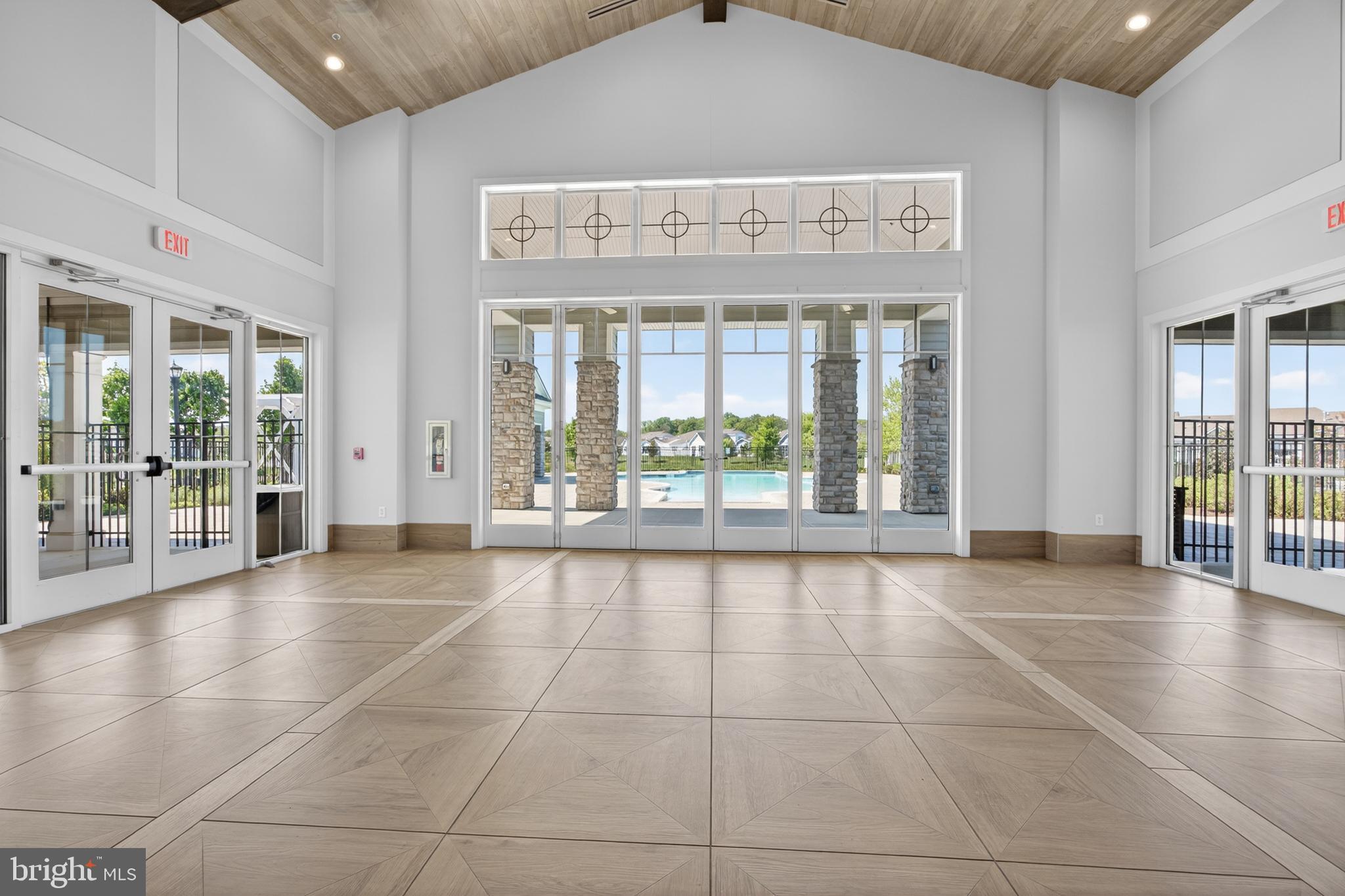 BAY BRIDGE COVE - Residential