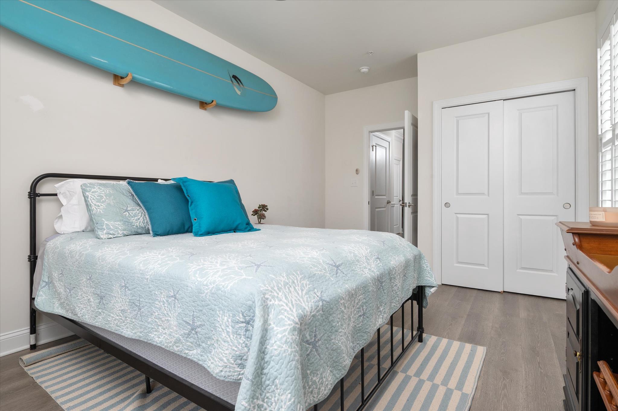 BAY BRIDGE COVE - Residential