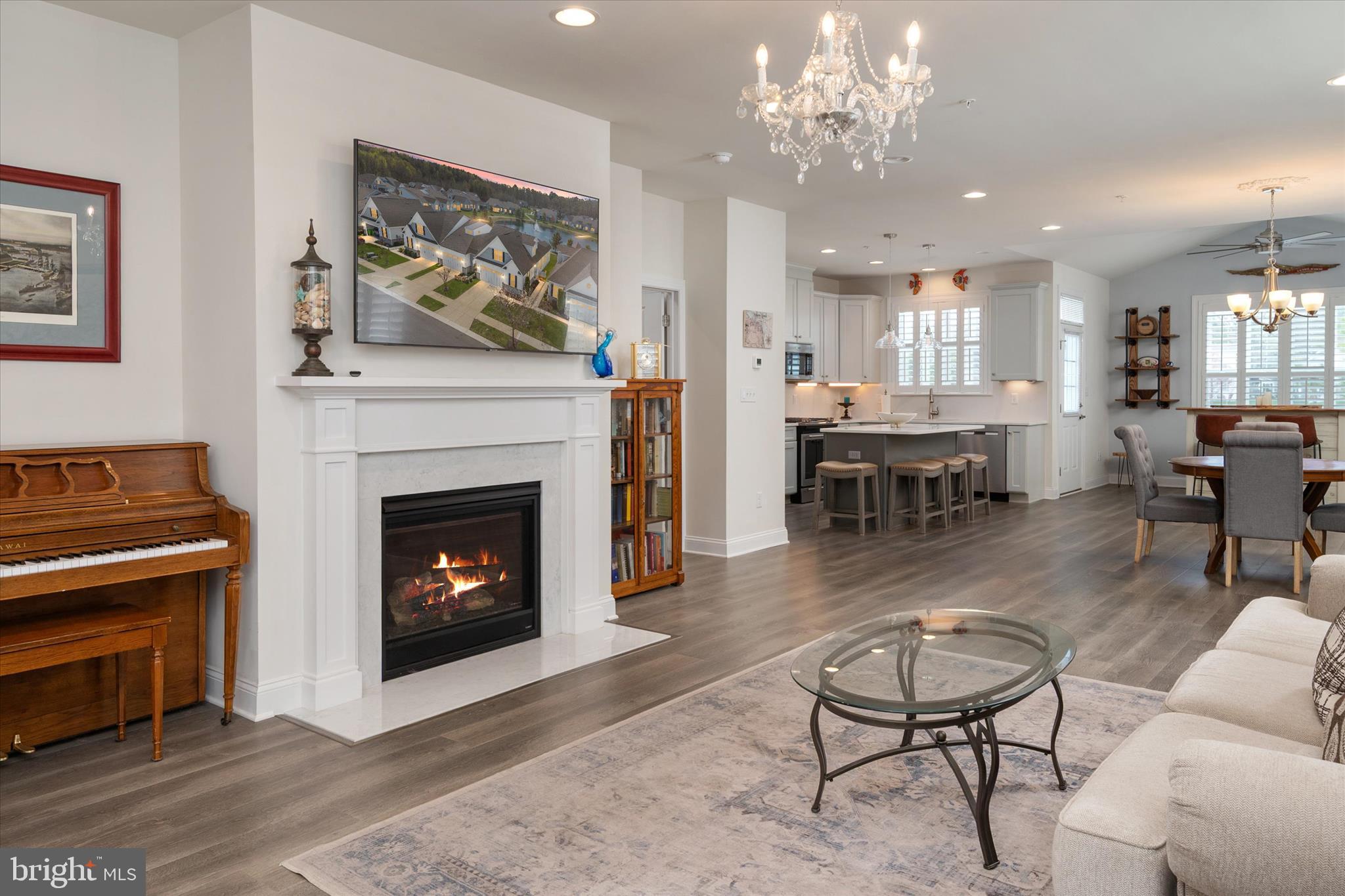 BAY BRIDGE COVE - Residential