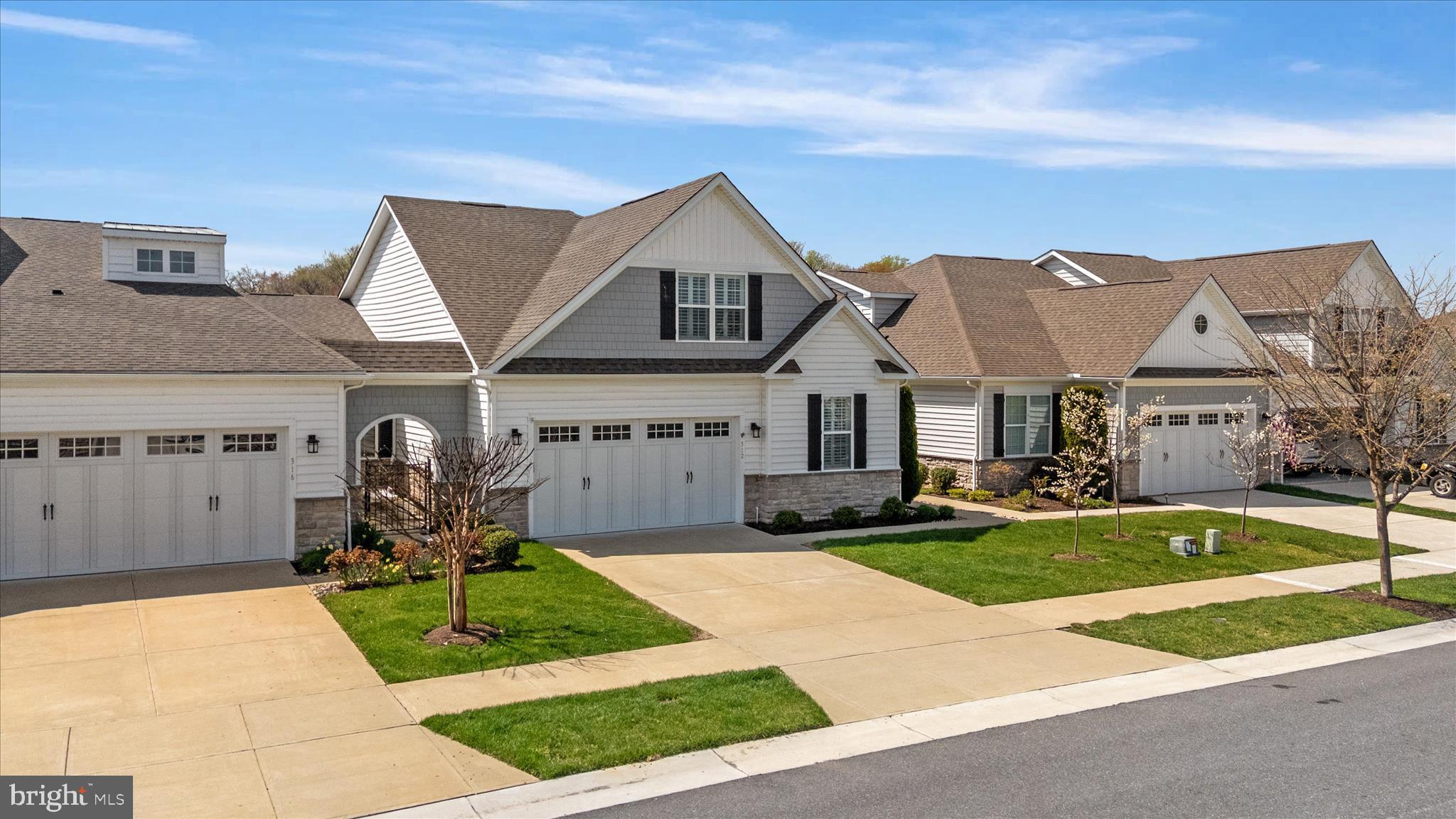 BAY BRIDGE COVE - Residential