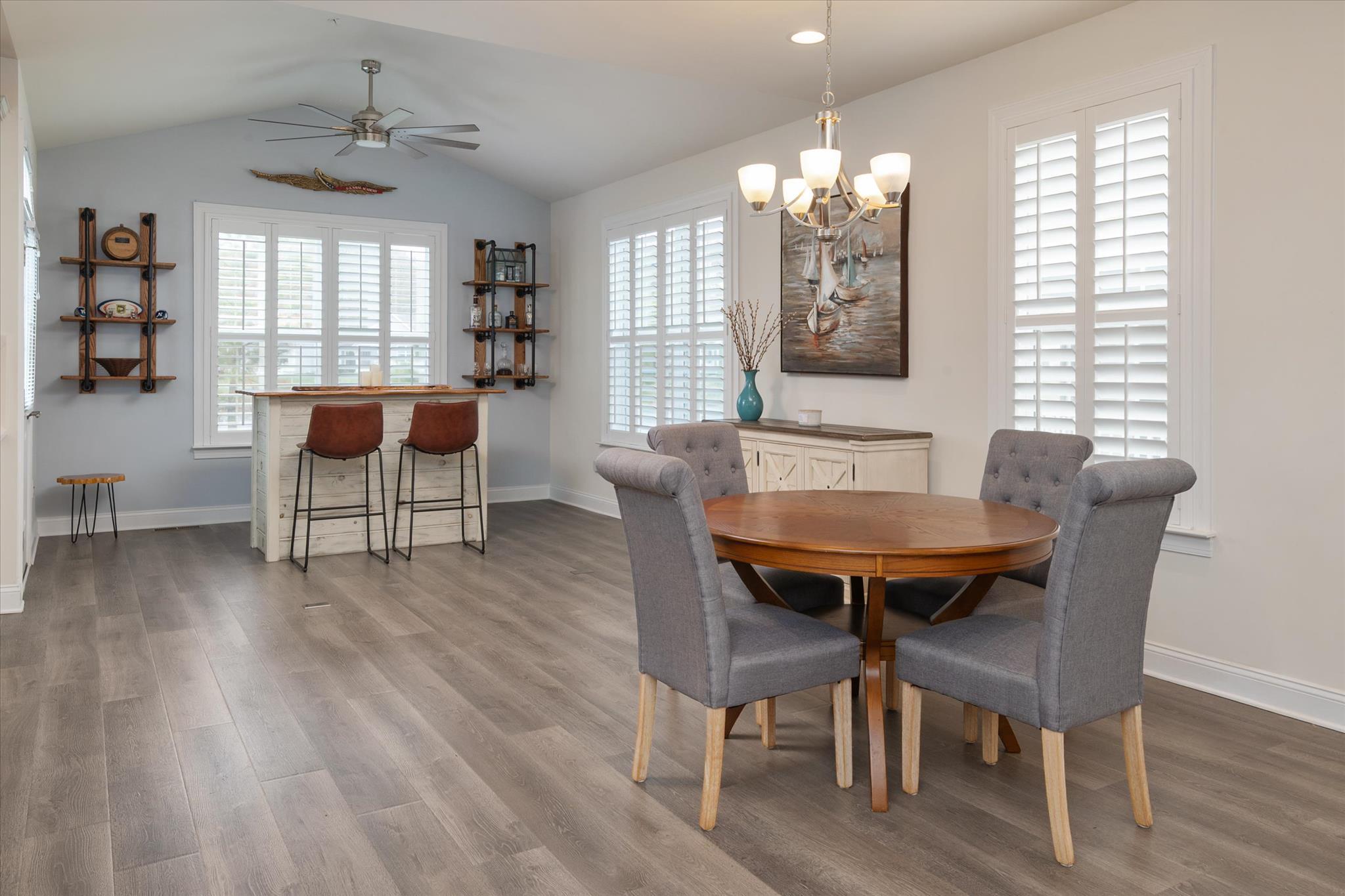 BAY BRIDGE COVE - Residential