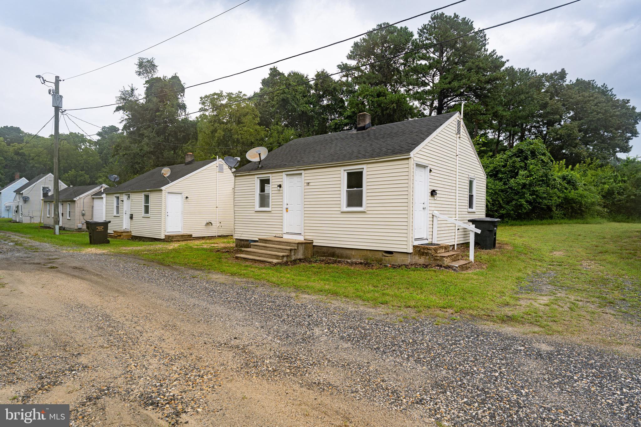 113 DAVIS LANE