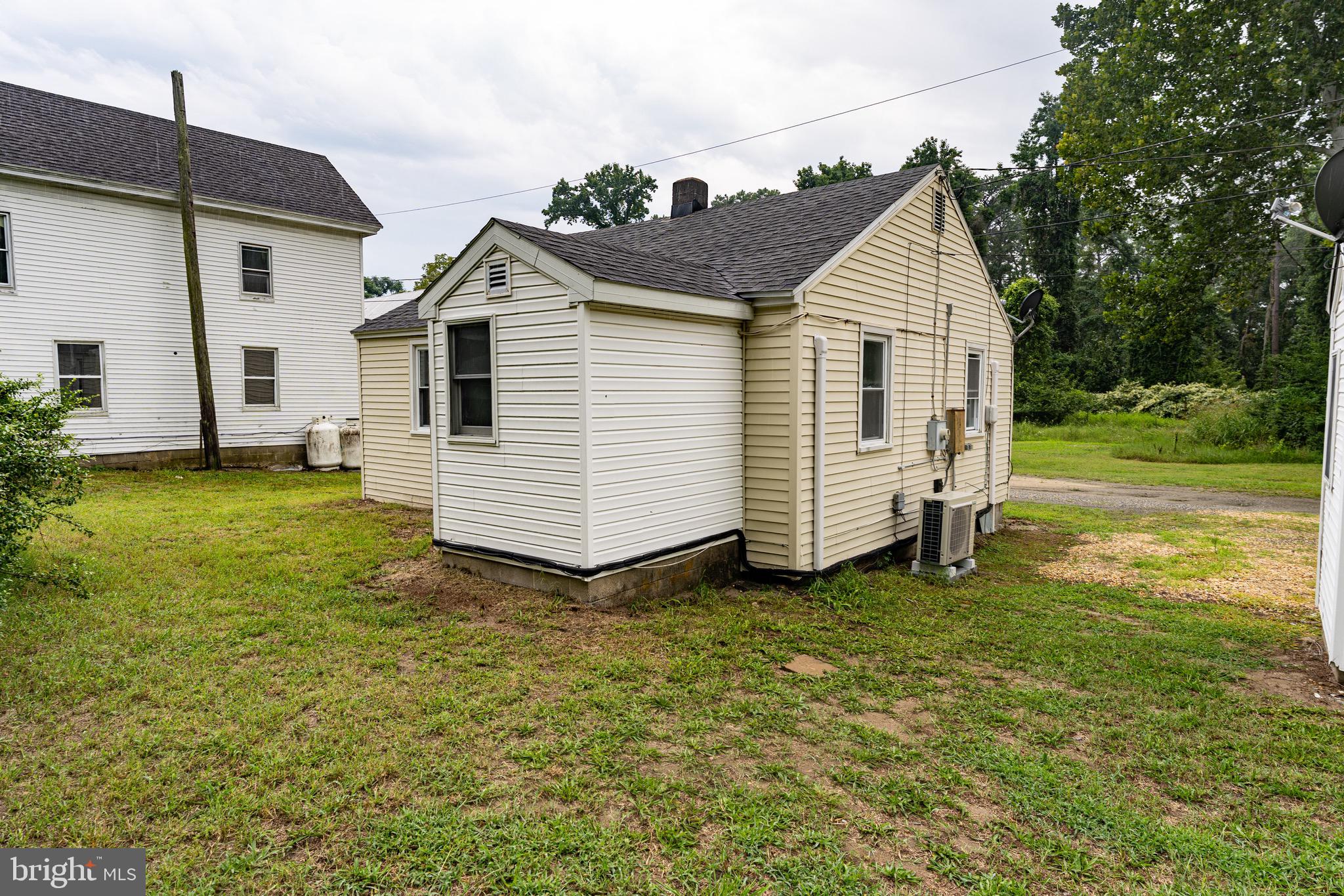 113 DAVIS LANE