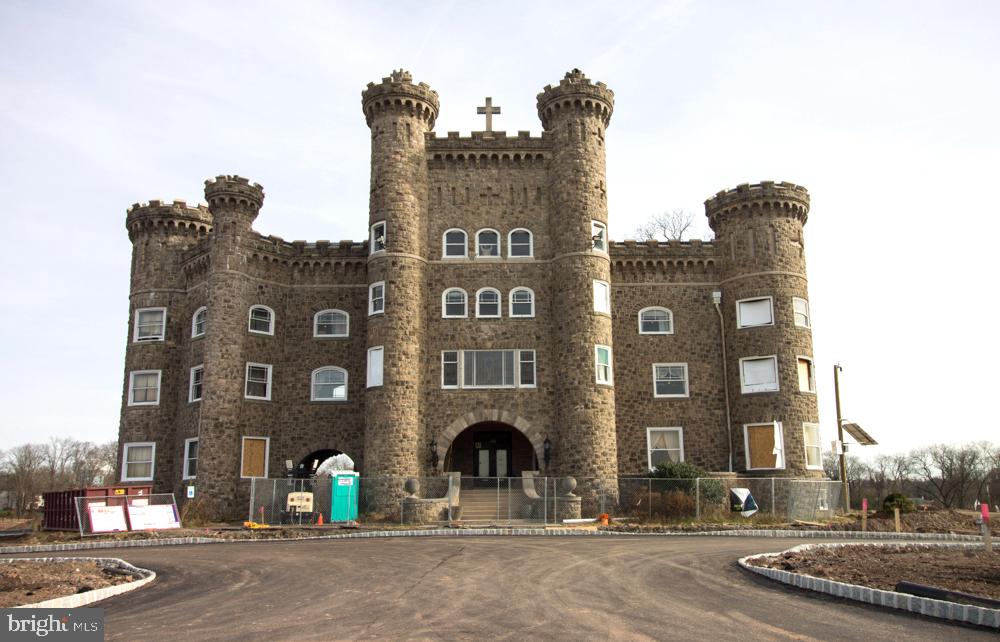 MATTISON ESTATE - UPPER DUBLIN - Residential