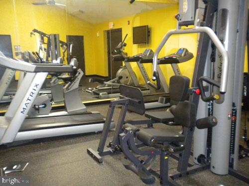 BUMBLE BEE HOLLOW - Residential