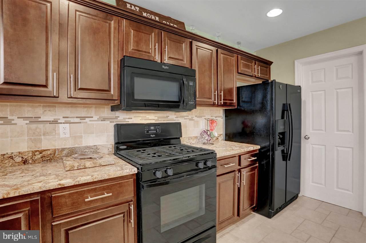 BUMBLE BEE HOLLOW - Residential