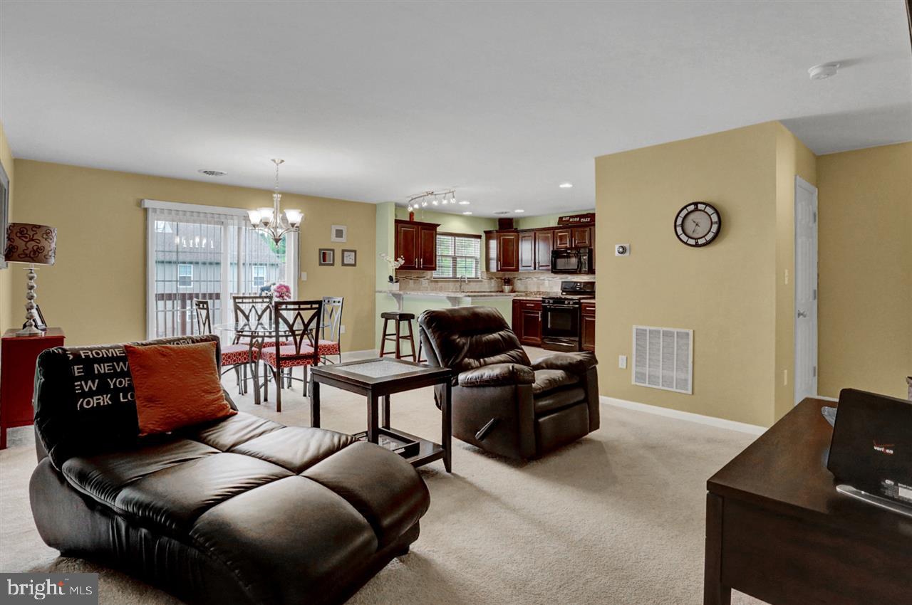 BUMBLE BEE HOLLOW - Residential