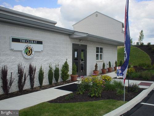 BUMBLE BEE HOLLOW - Residential