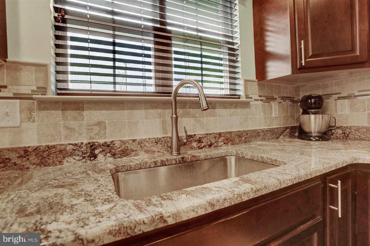 BUMBLE BEE HOLLOW - Residential