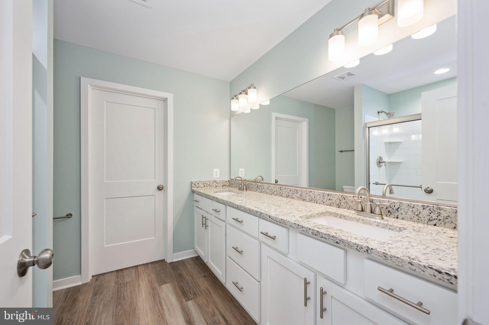 WESTMORELAND SHORES - Residential