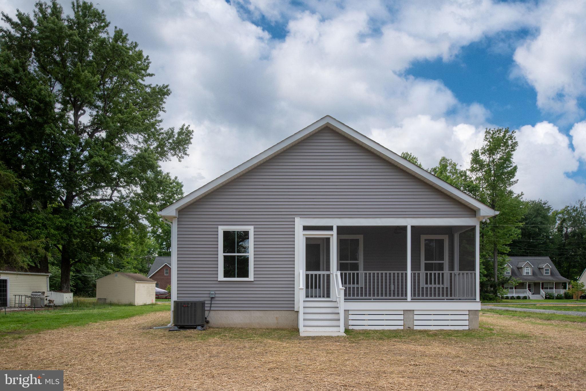 WESTMORELAND SHORES - Residential