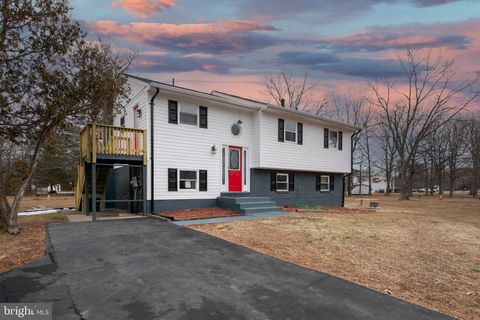 Property photo of 5026 Preston Lane, Pomfret, MD 20675