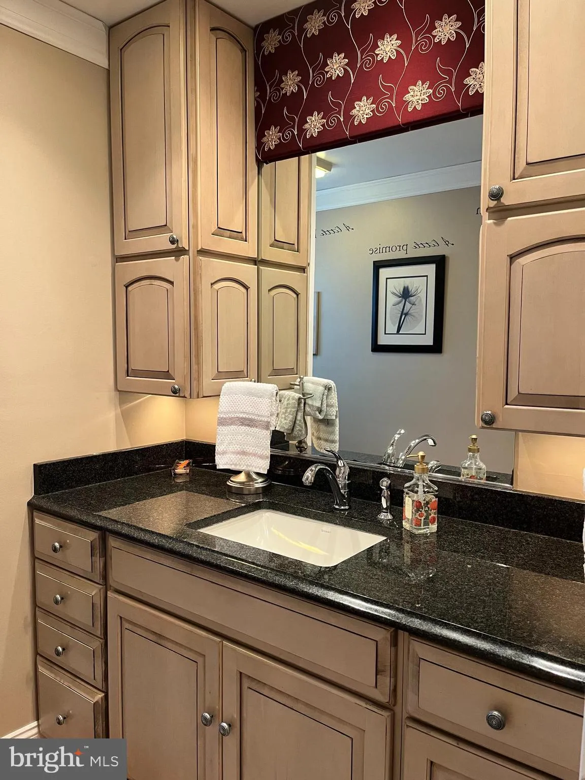 Hagerstown, Maryland 21740, United States, 4 Bedrooms Bedrooms, ,2 BathroomsBathrooms,Residential,Coming Soon,221214