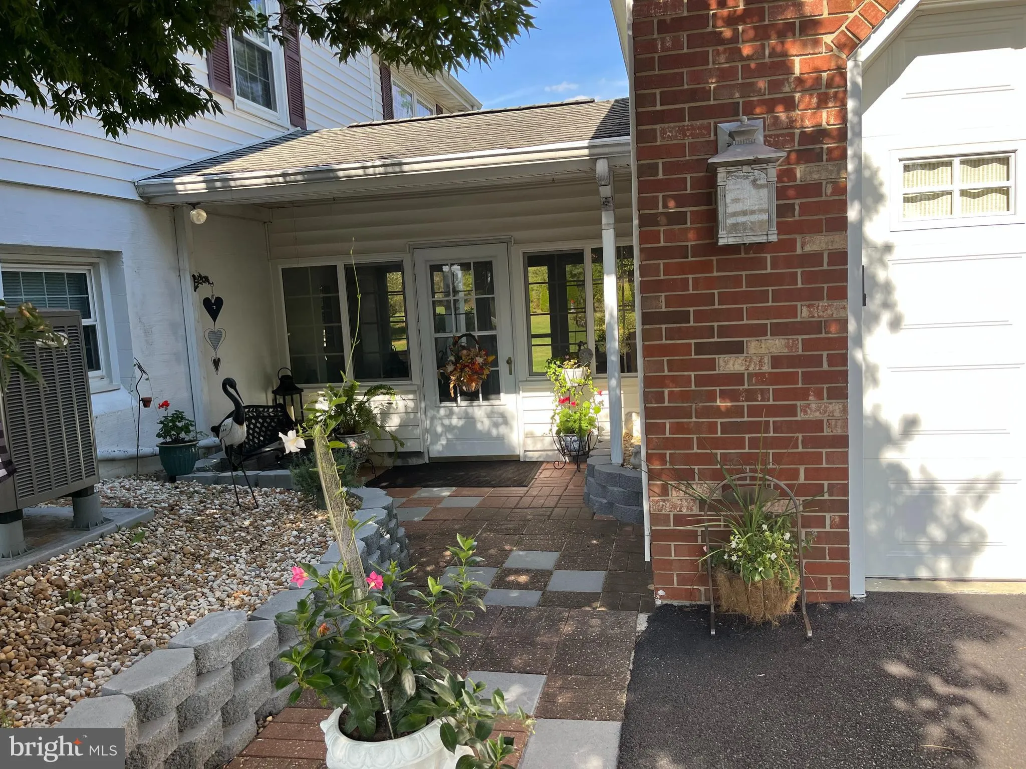 Hagerstown, Maryland 21740, United States, 4 Bedrooms Bedrooms, ,2 BathroomsBathrooms,Residential,Coming Soon,221214