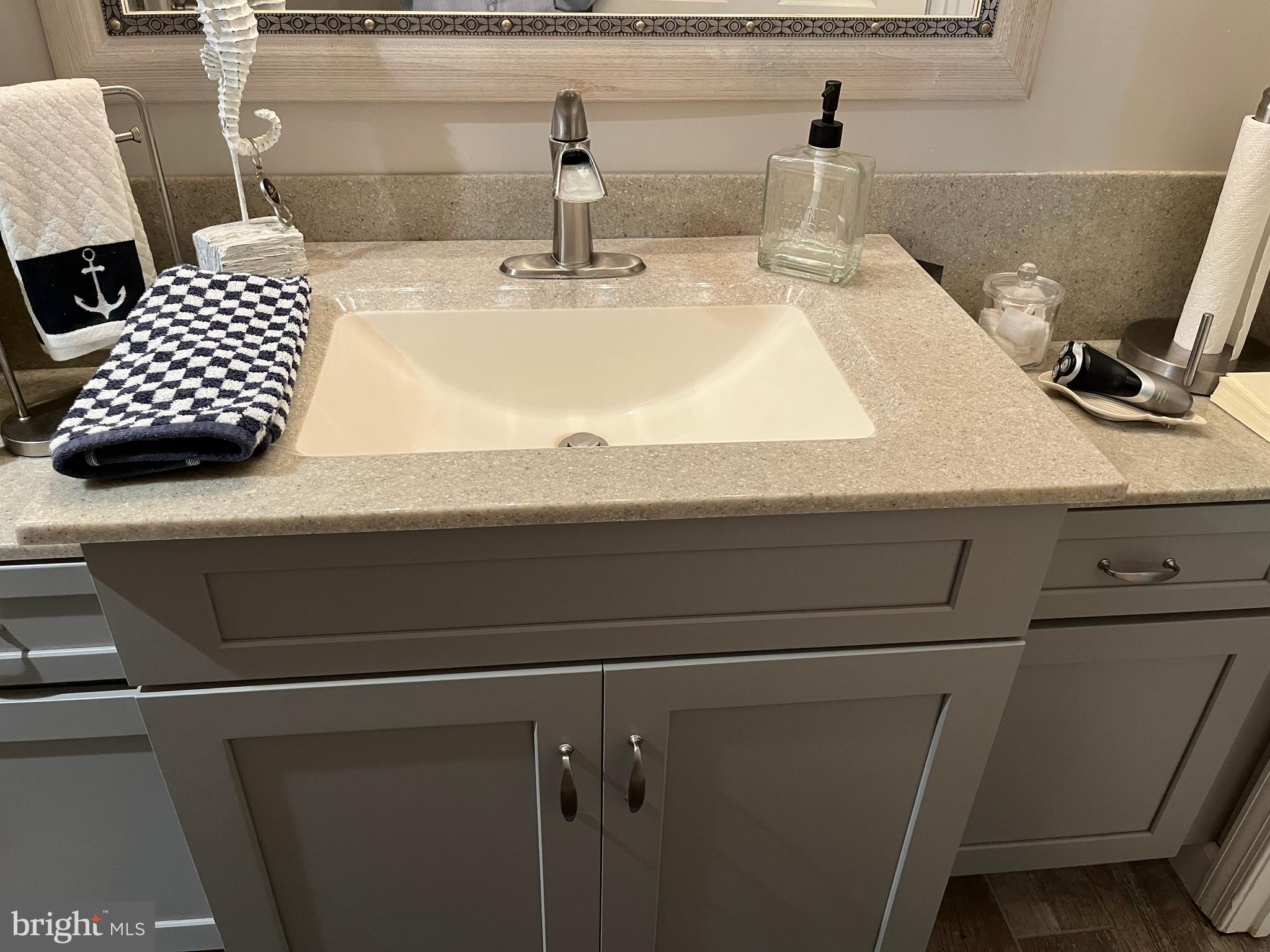 LONDONTOWNE - Residential