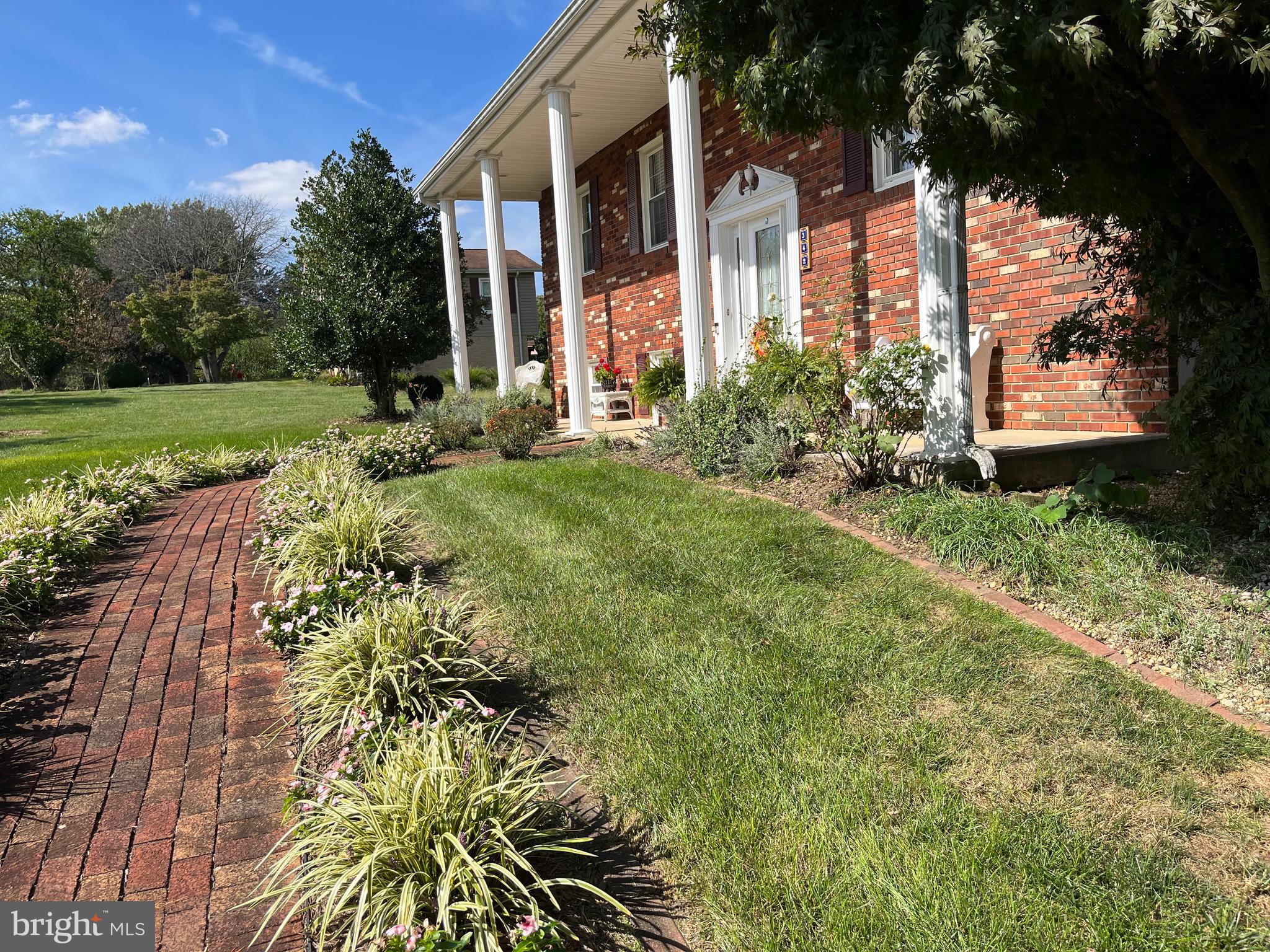 LONDONTOWNE - Residential