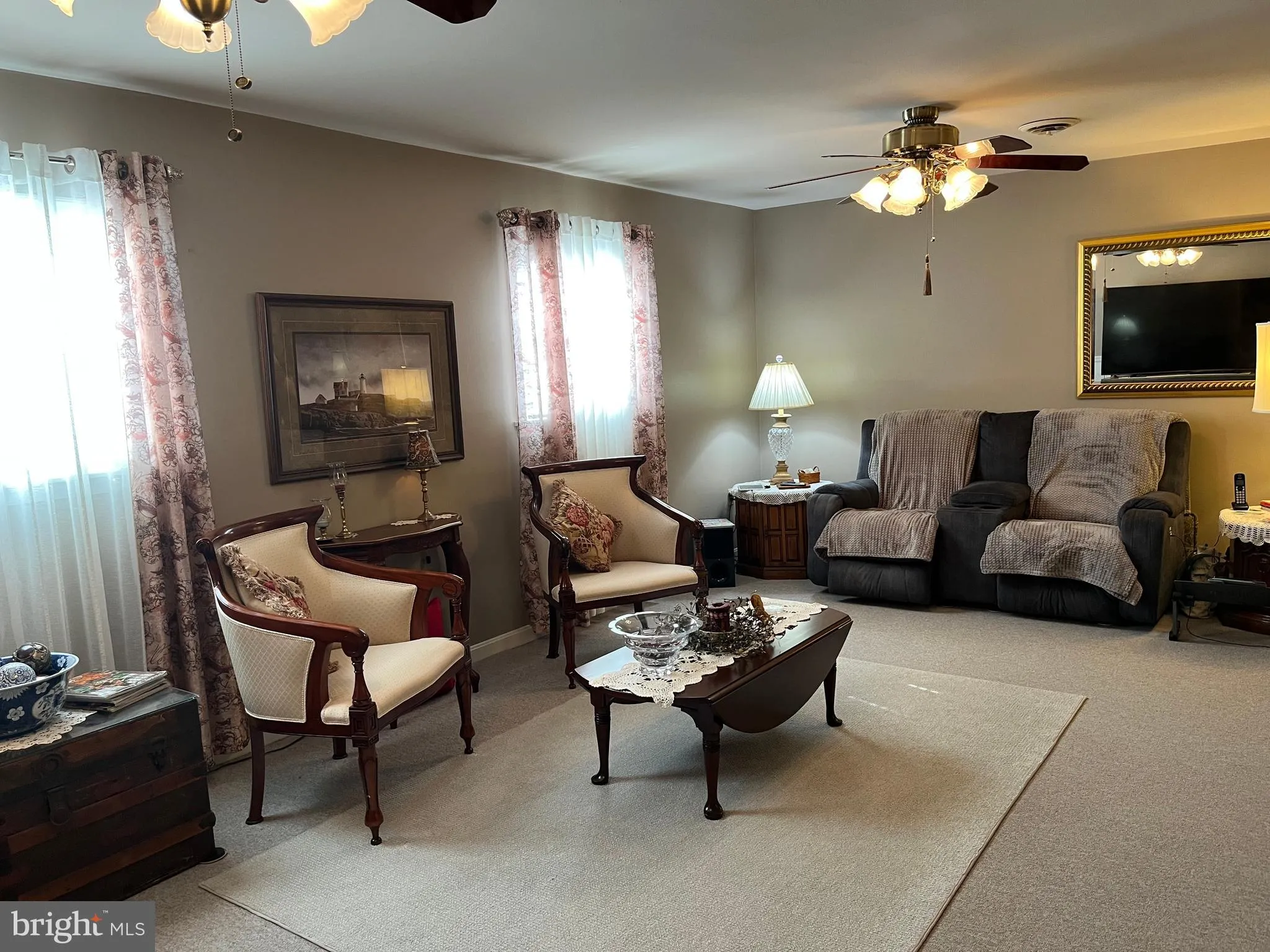 Hagerstown, Maryland 21740, United States, 4 Bedrooms Bedrooms, ,2 BathroomsBathrooms,Residential,Coming Soon,221214