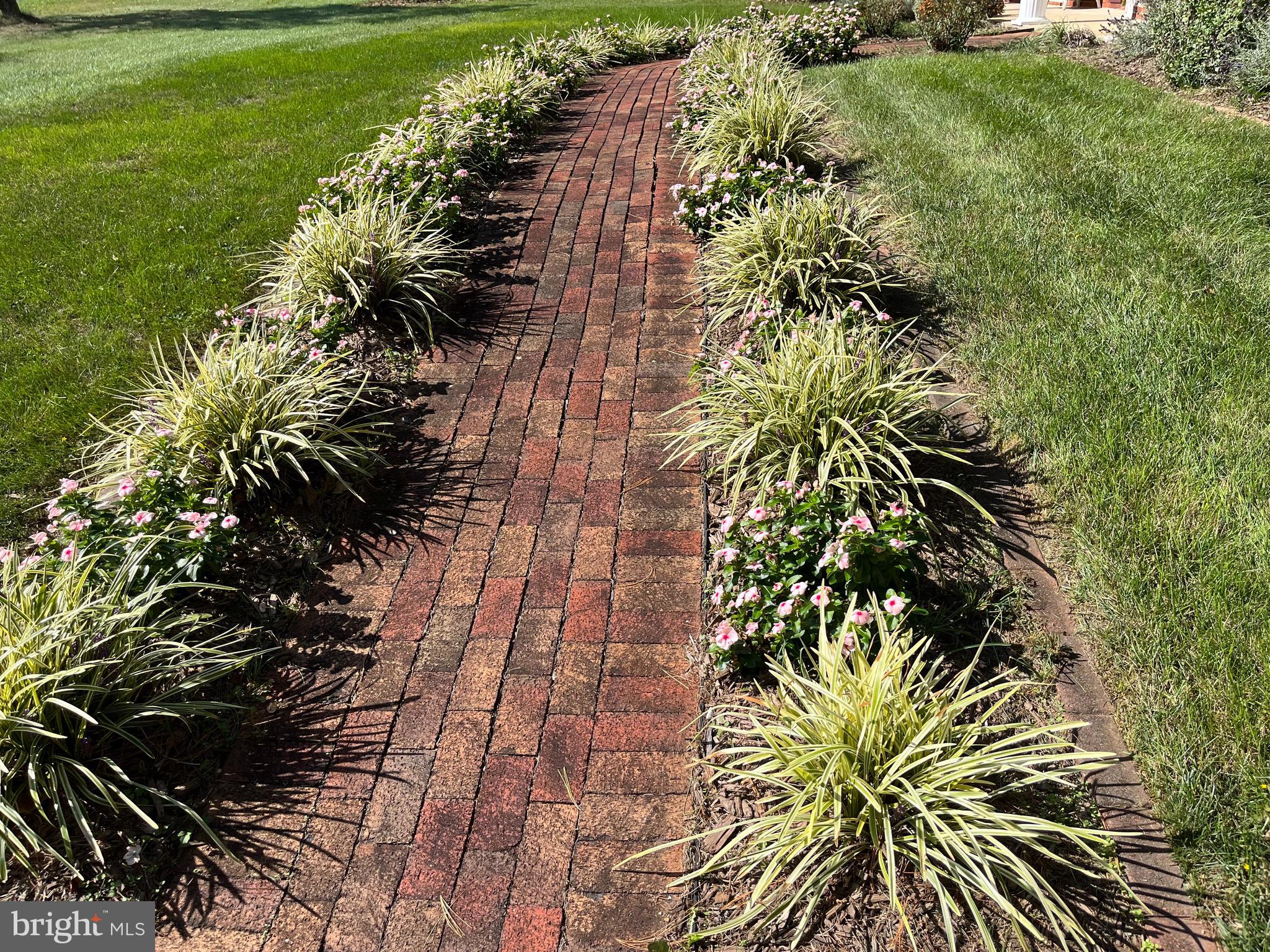 LONDONTOWNE - Residential