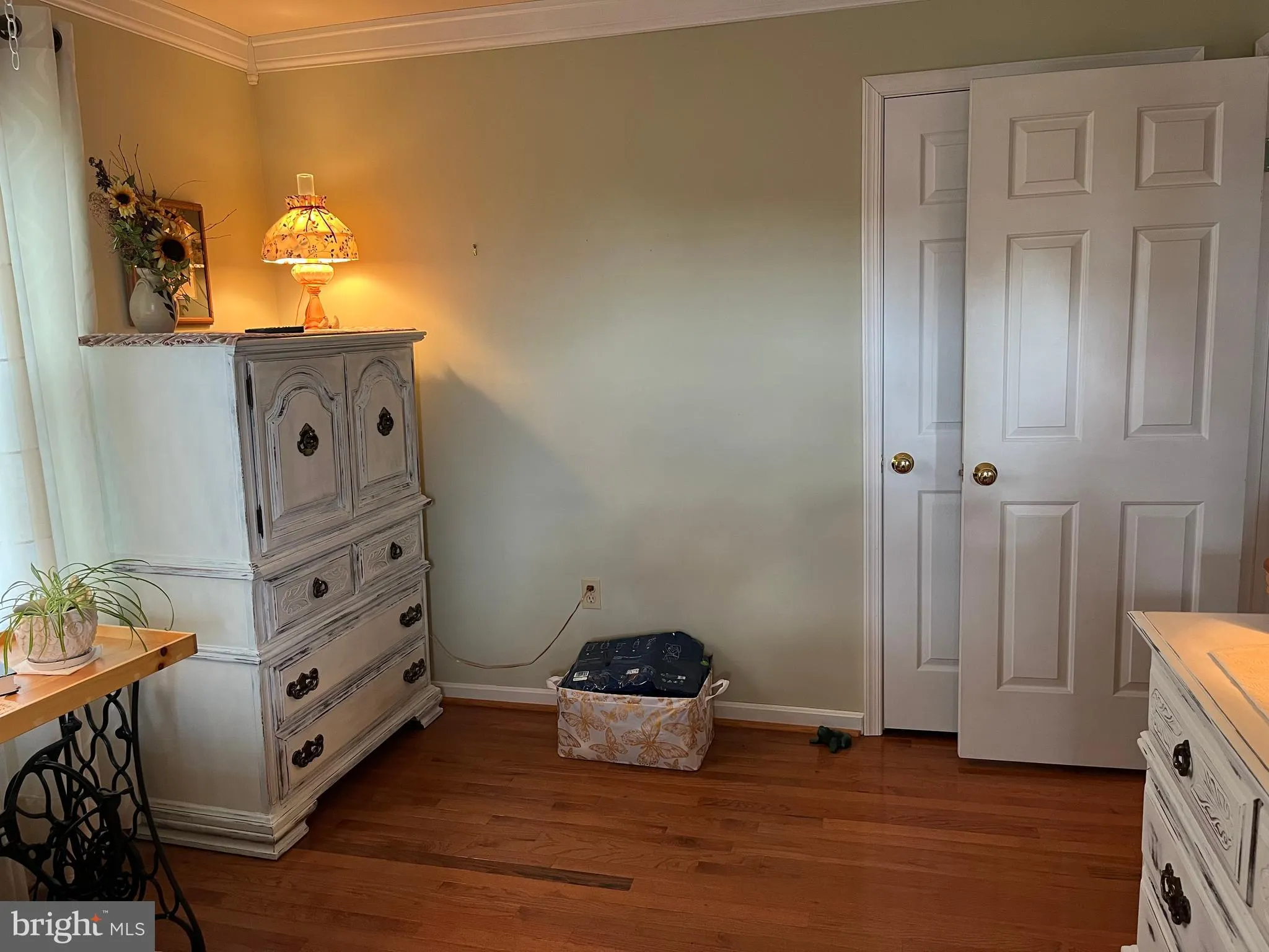 Hagerstown, Maryland 21740, United States, 4 Bedrooms Bedrooms, ,2 BathroomsBathrooms,Residential,Coming Soon,221214