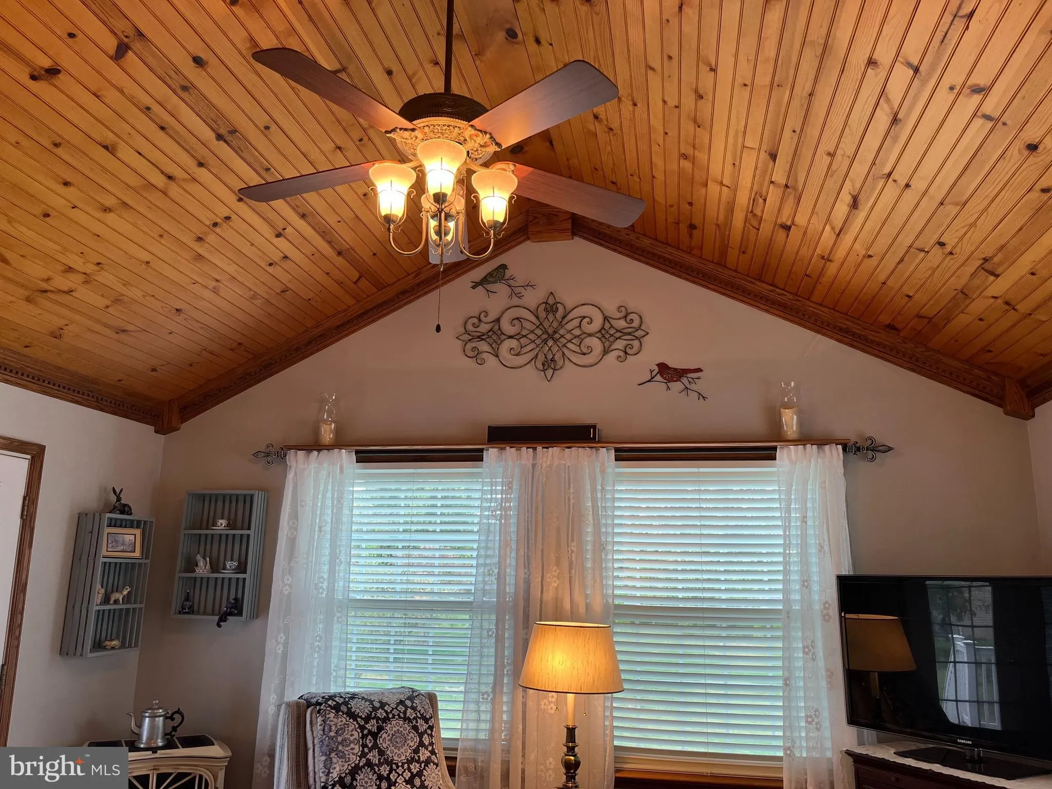 Hagerstown, Maryland 21740, United States, 4 Bedrooms Bedrooms, ,2 BathroomsBathrooms,Residential,Coming Soon,221214