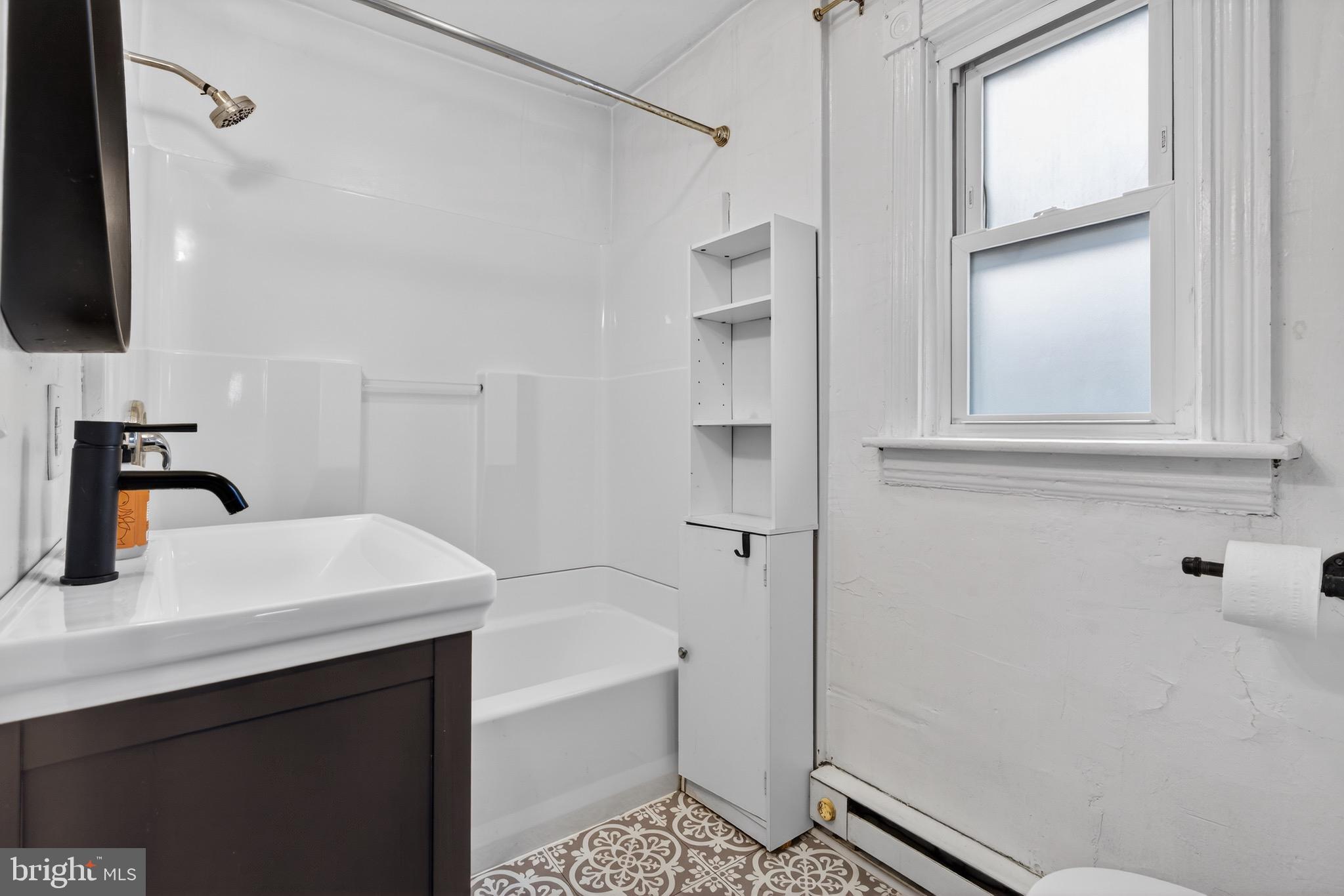 LANCASTER - Residential