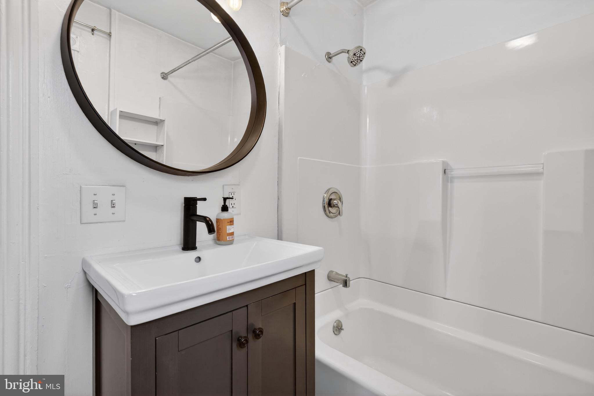 LANCASTER - Residential