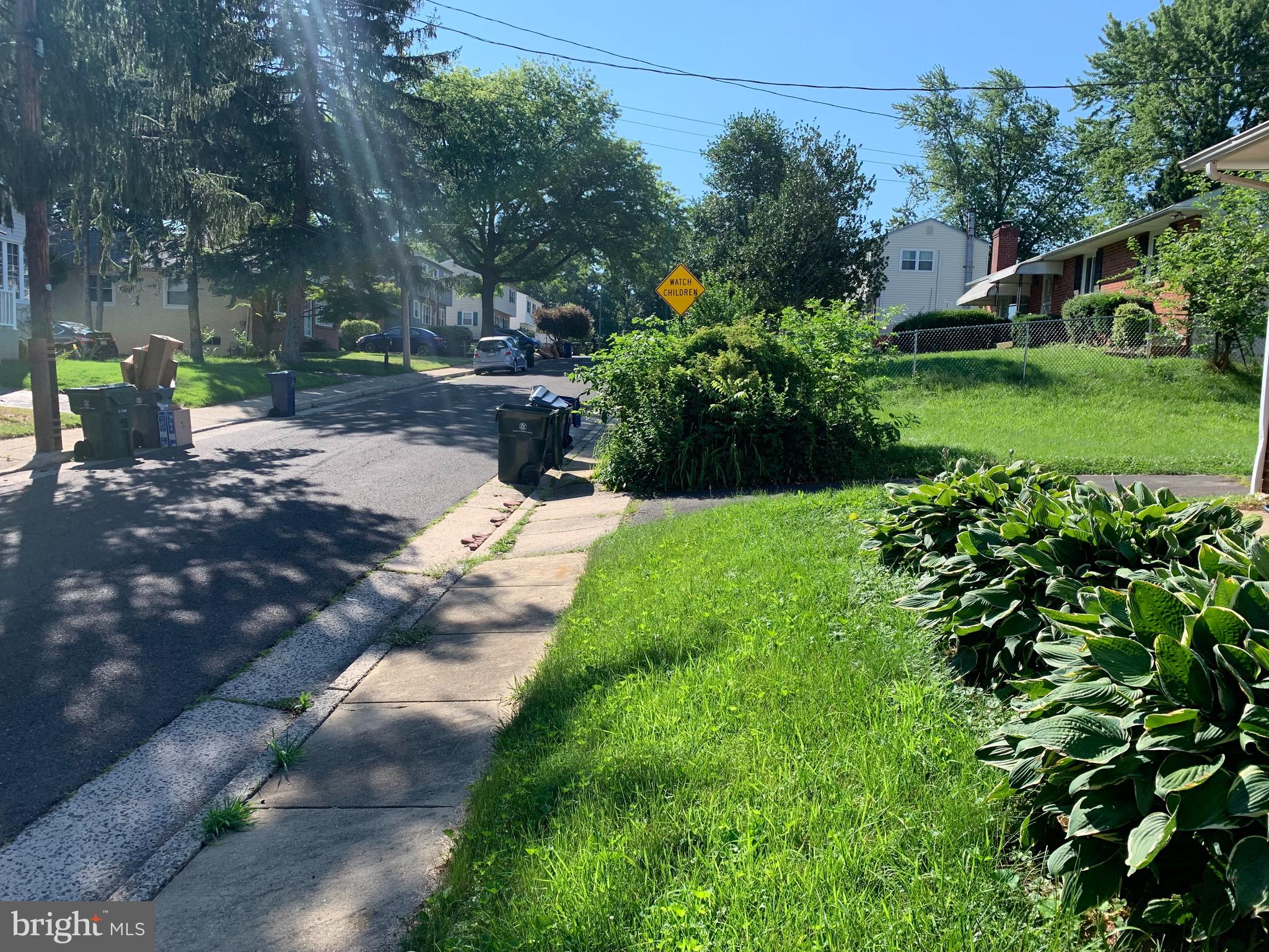 WILLOW MANOR - Residential