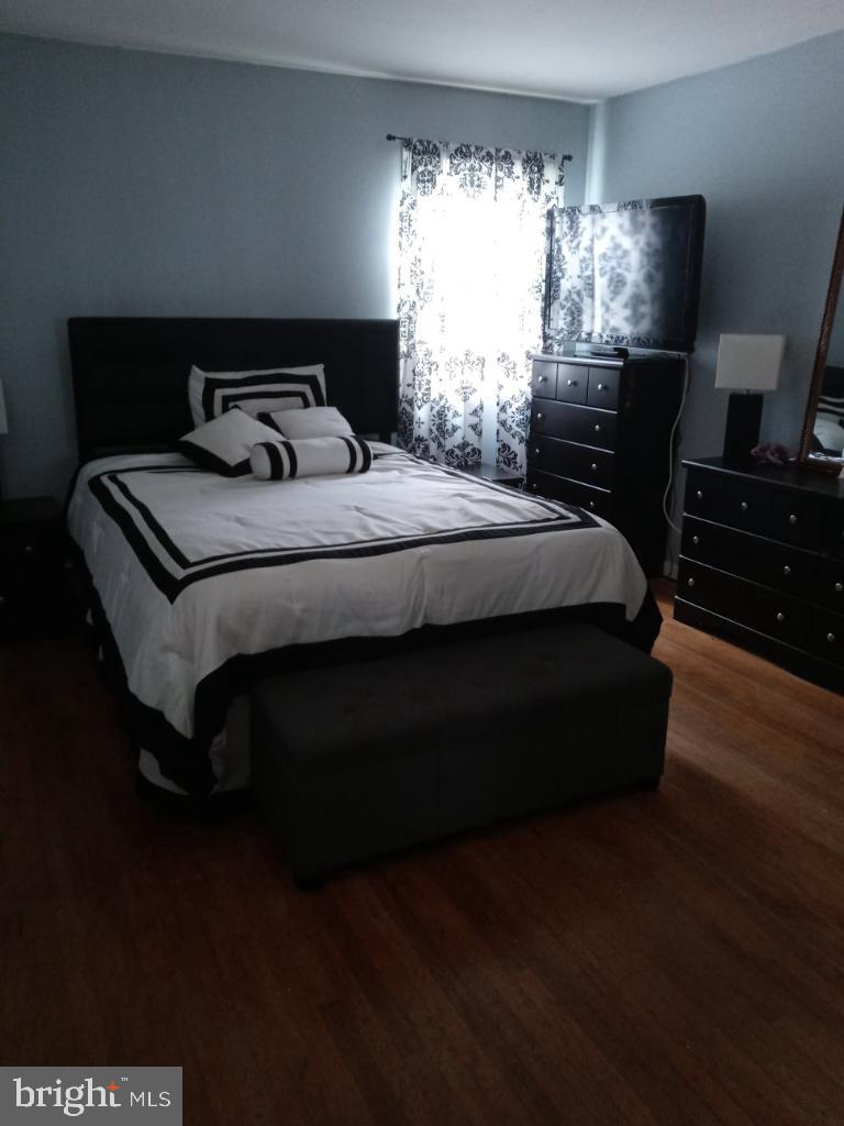 WILLOW MANOR - Residential