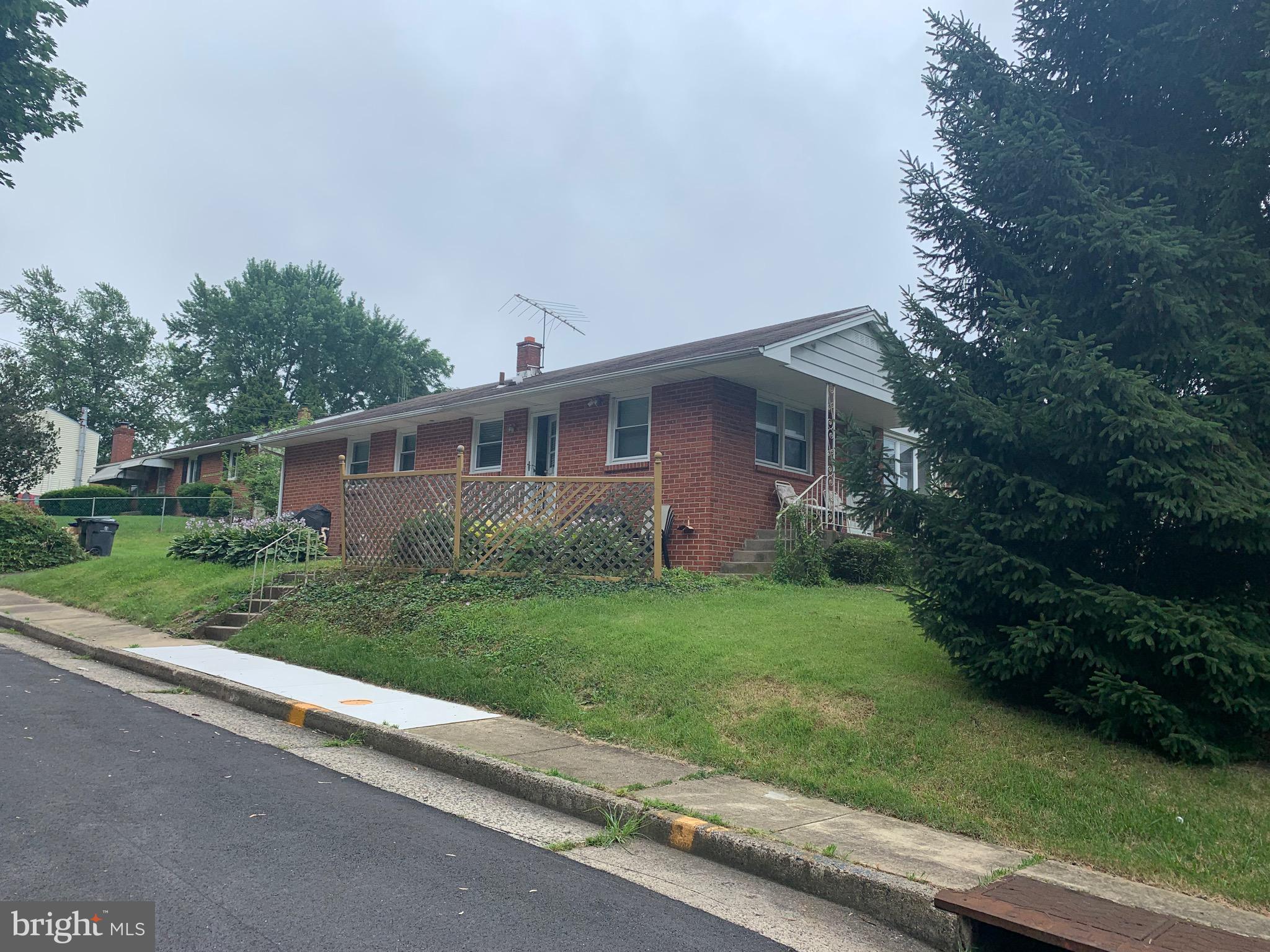 WILLOW MANOR - Residential