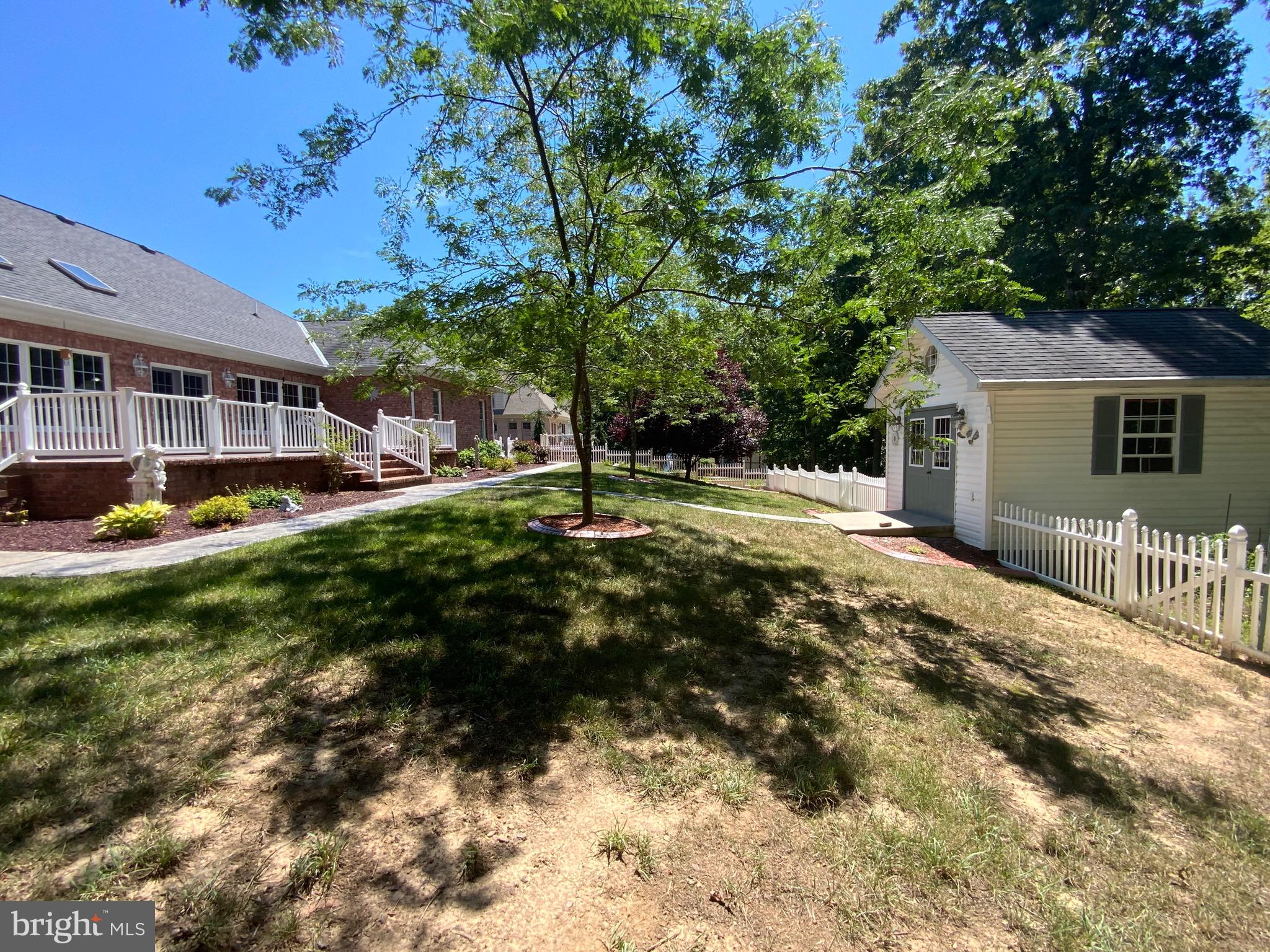 LAKEWOOD - Residential