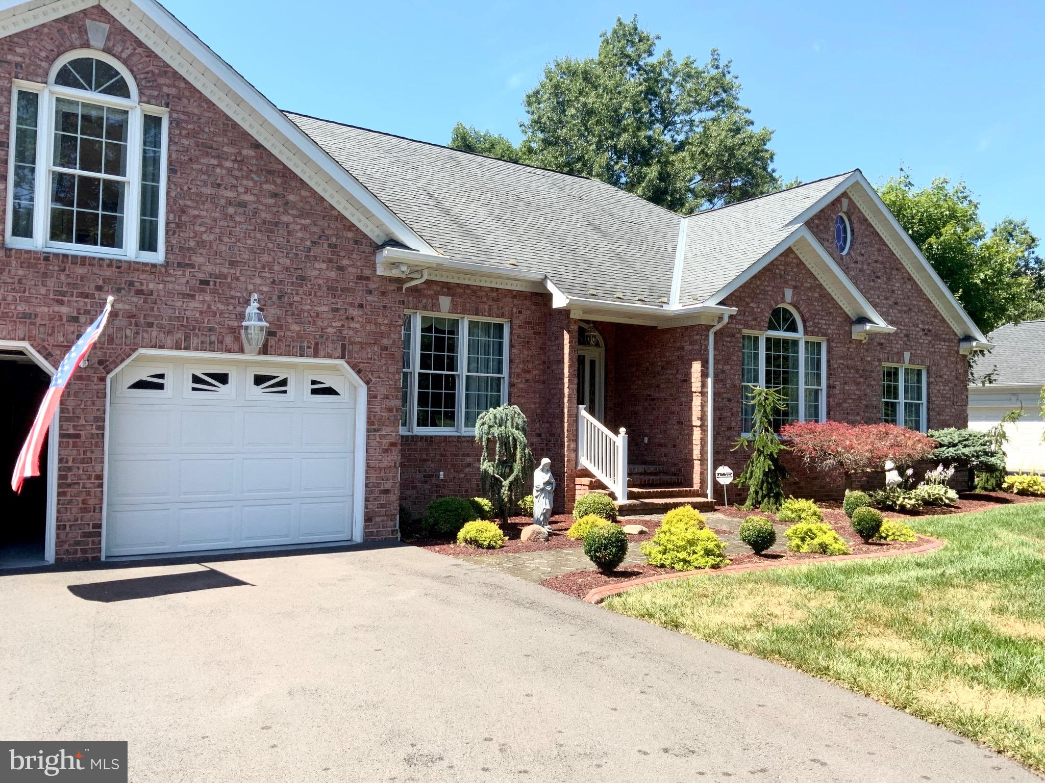 LAKEWOOD - Residential