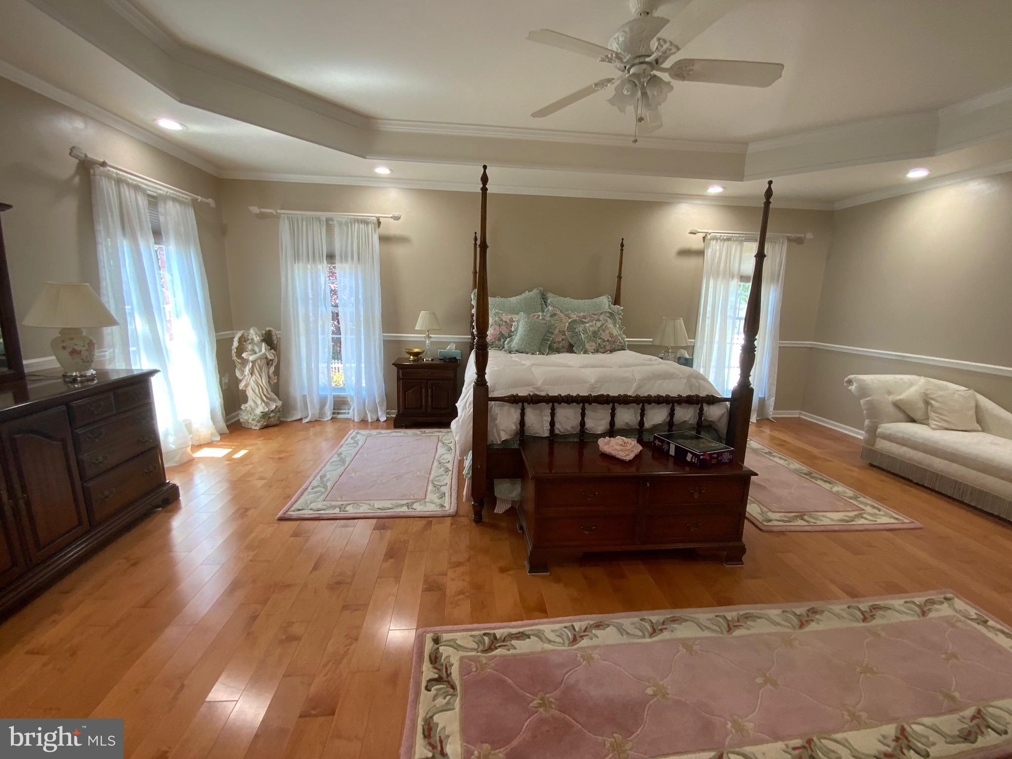 LAKEWOOD - Residential