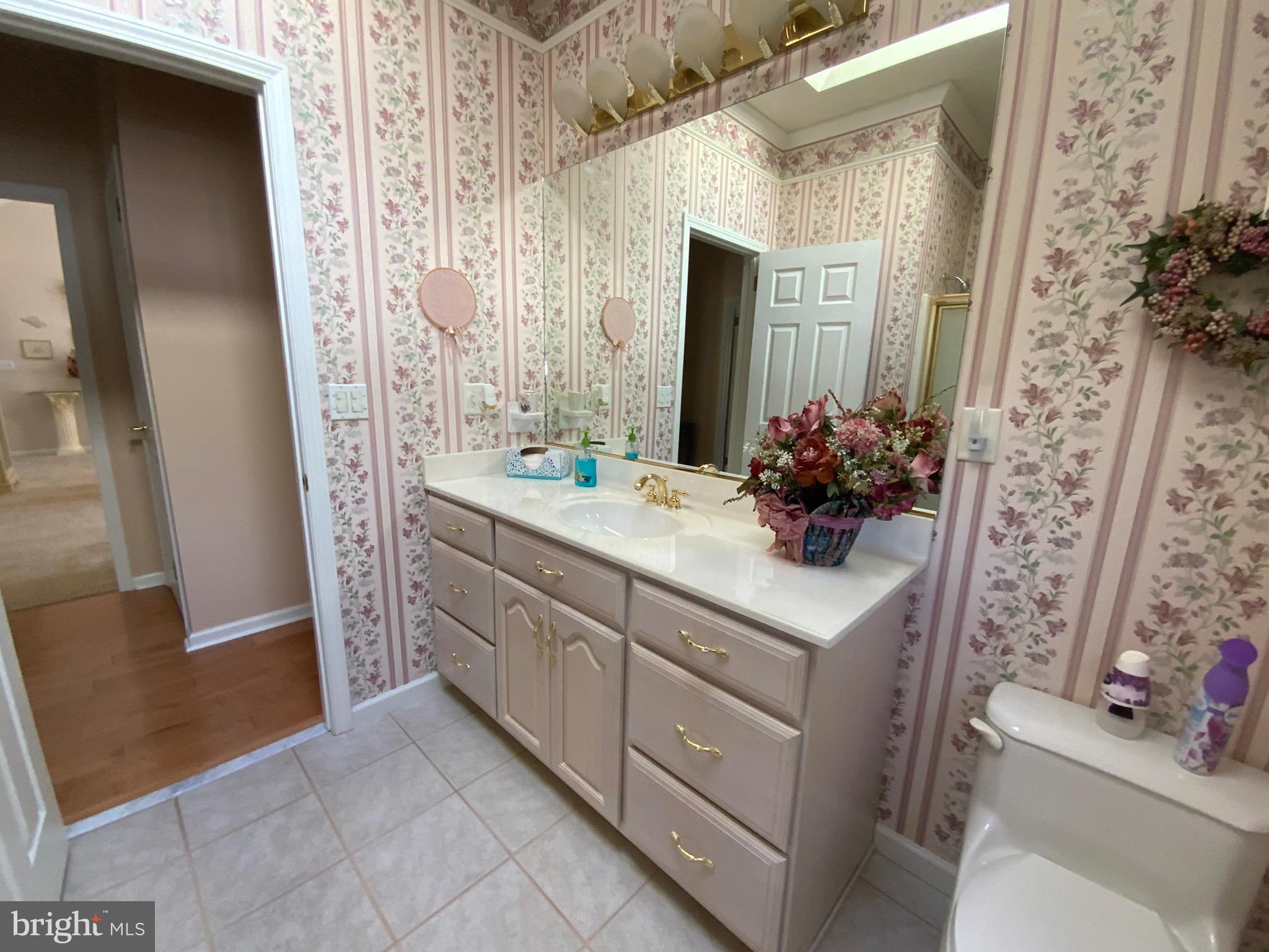 LAKEWOOD - Residential